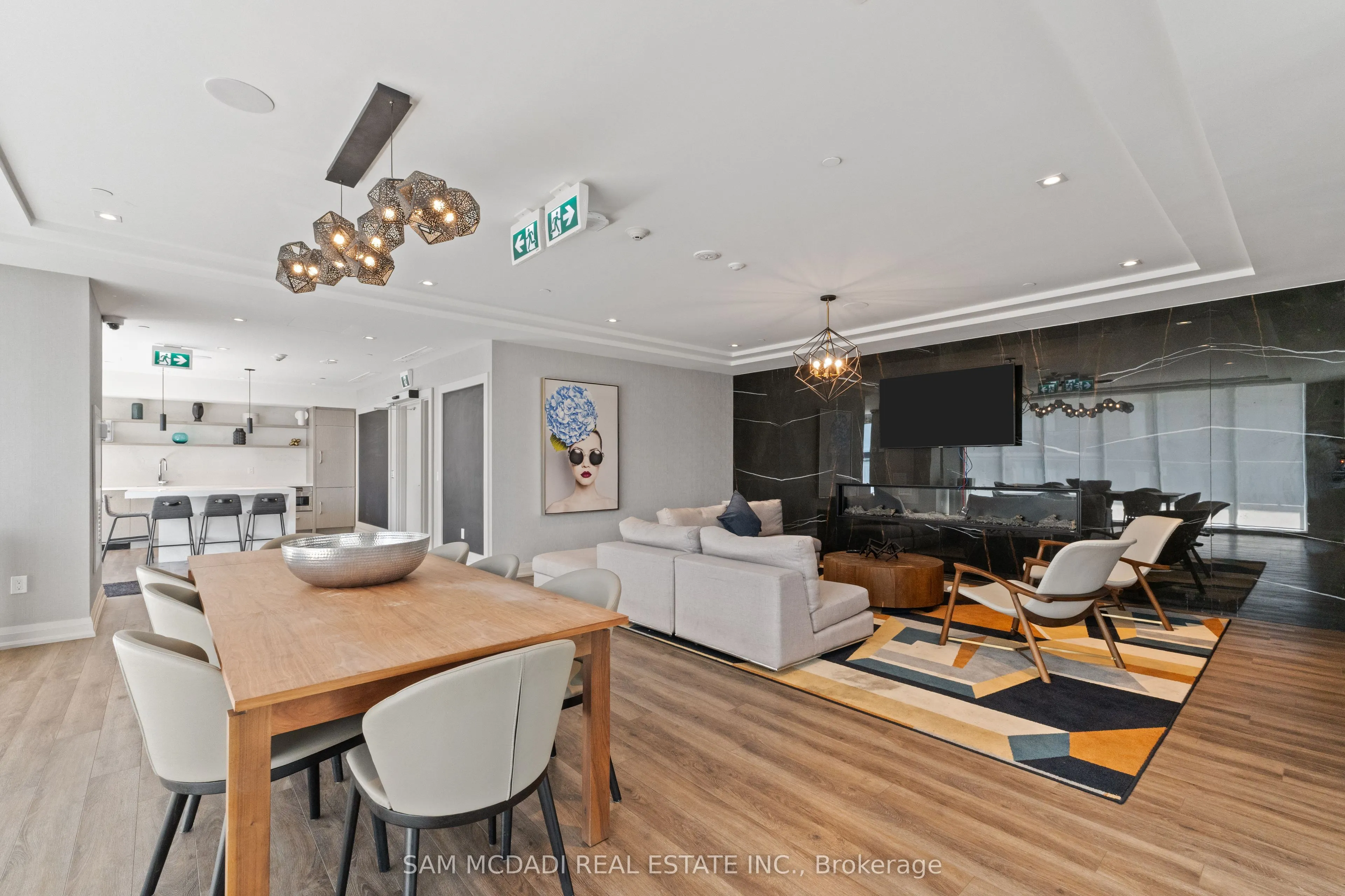 212 King William Street, #1305