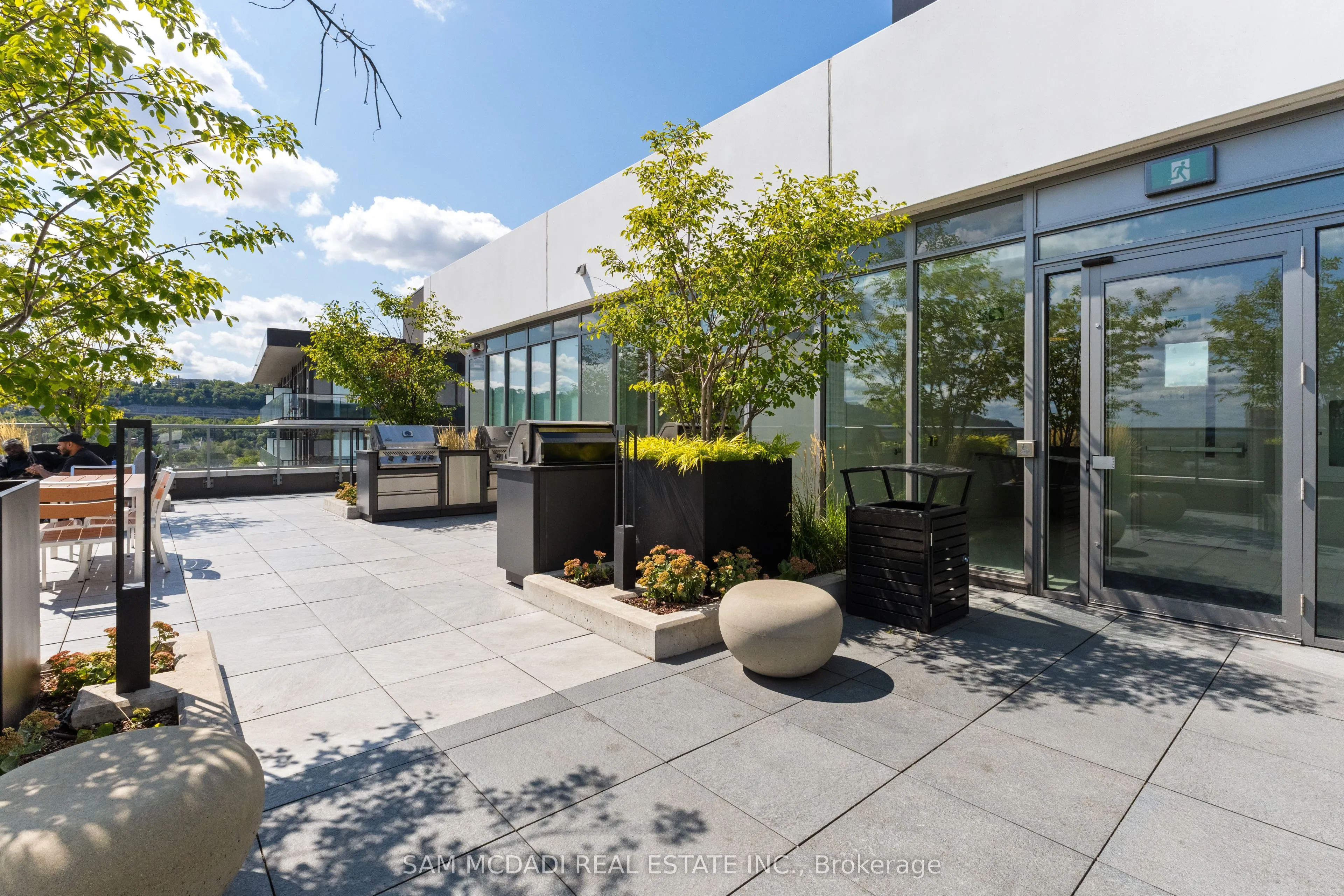 212 King William Street, #1305
