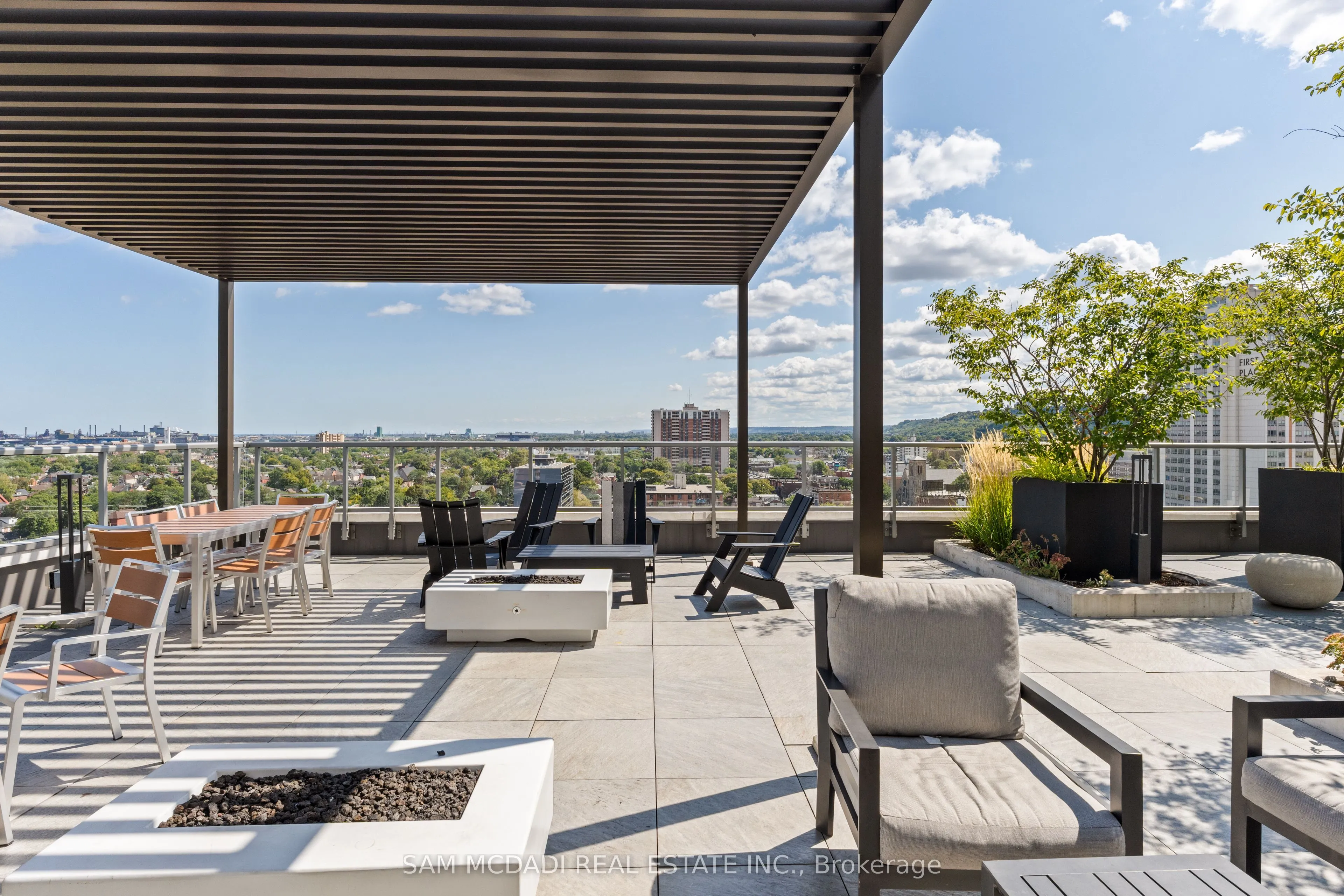 212 King William Street, #1305