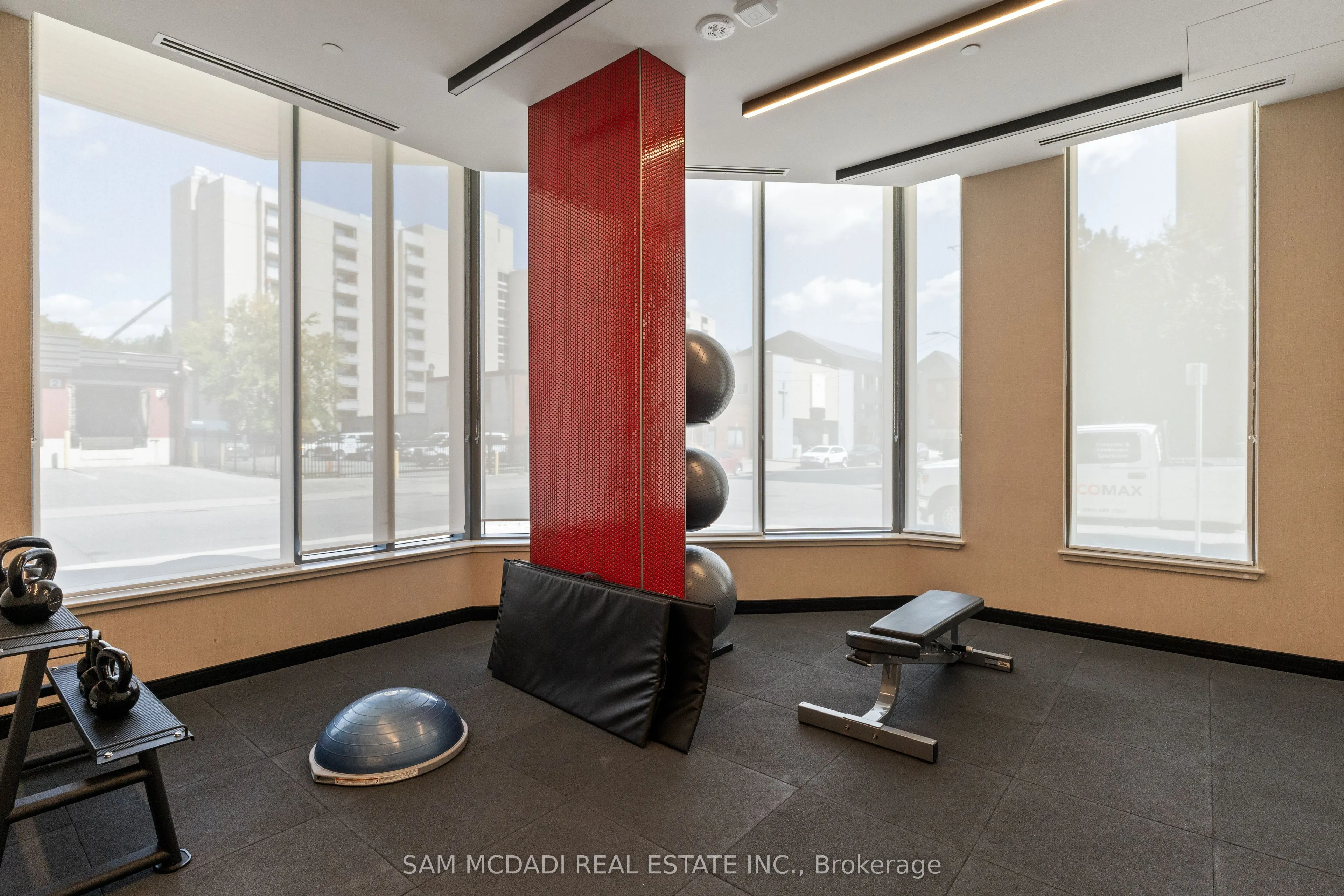 212 King William Street, #1305