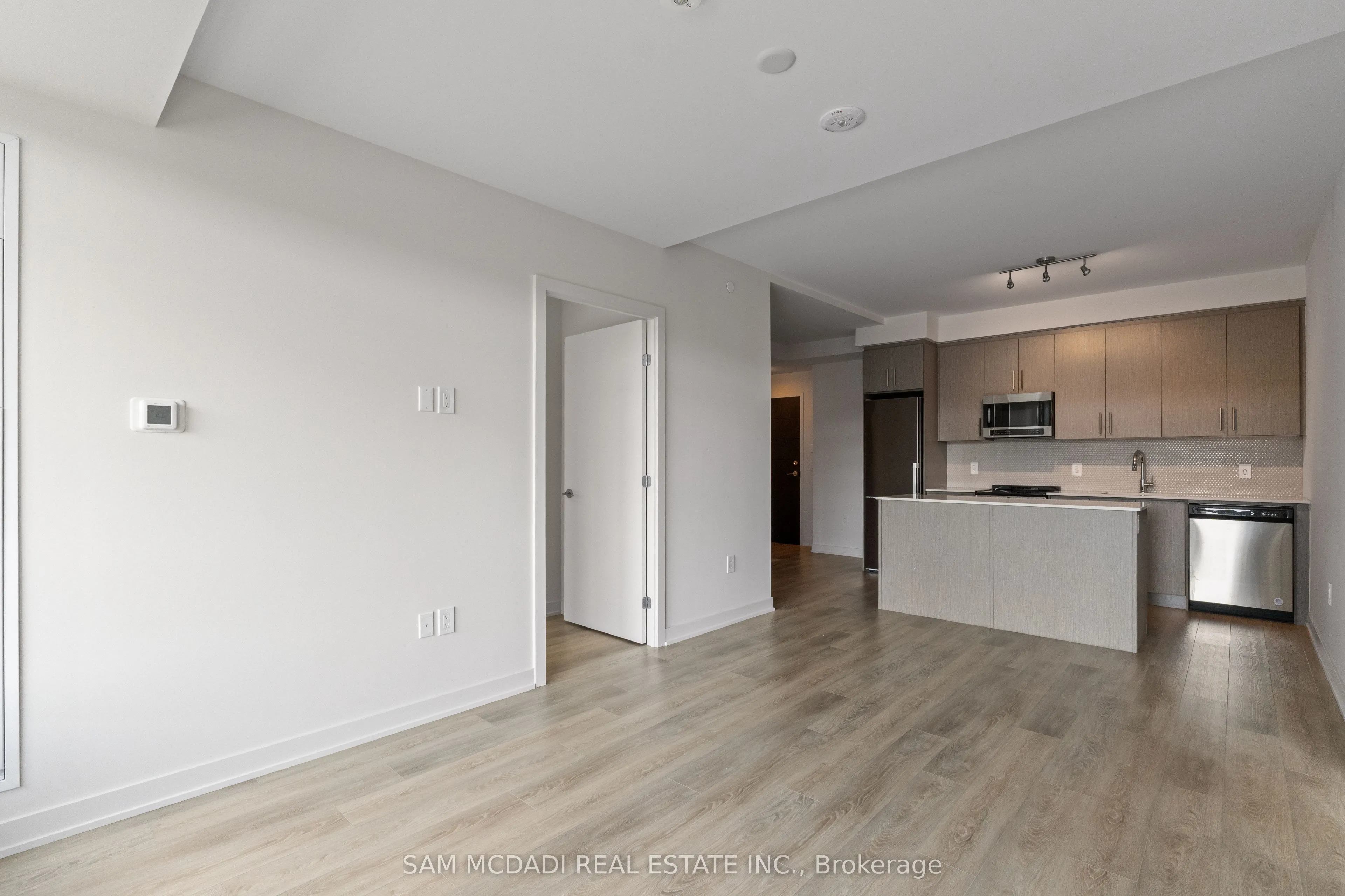 212 King William Street, #1305