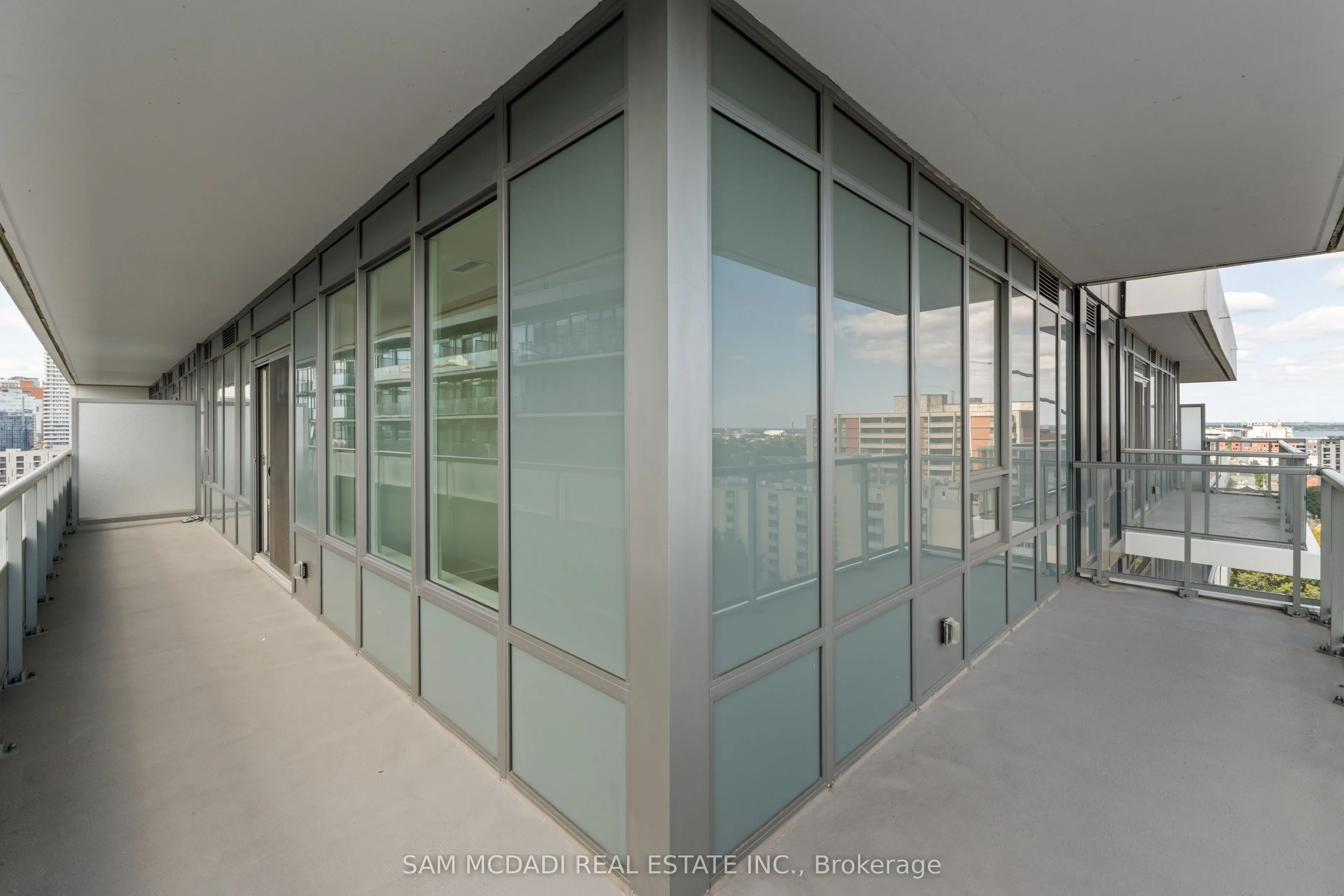 212 King William Street, #1305