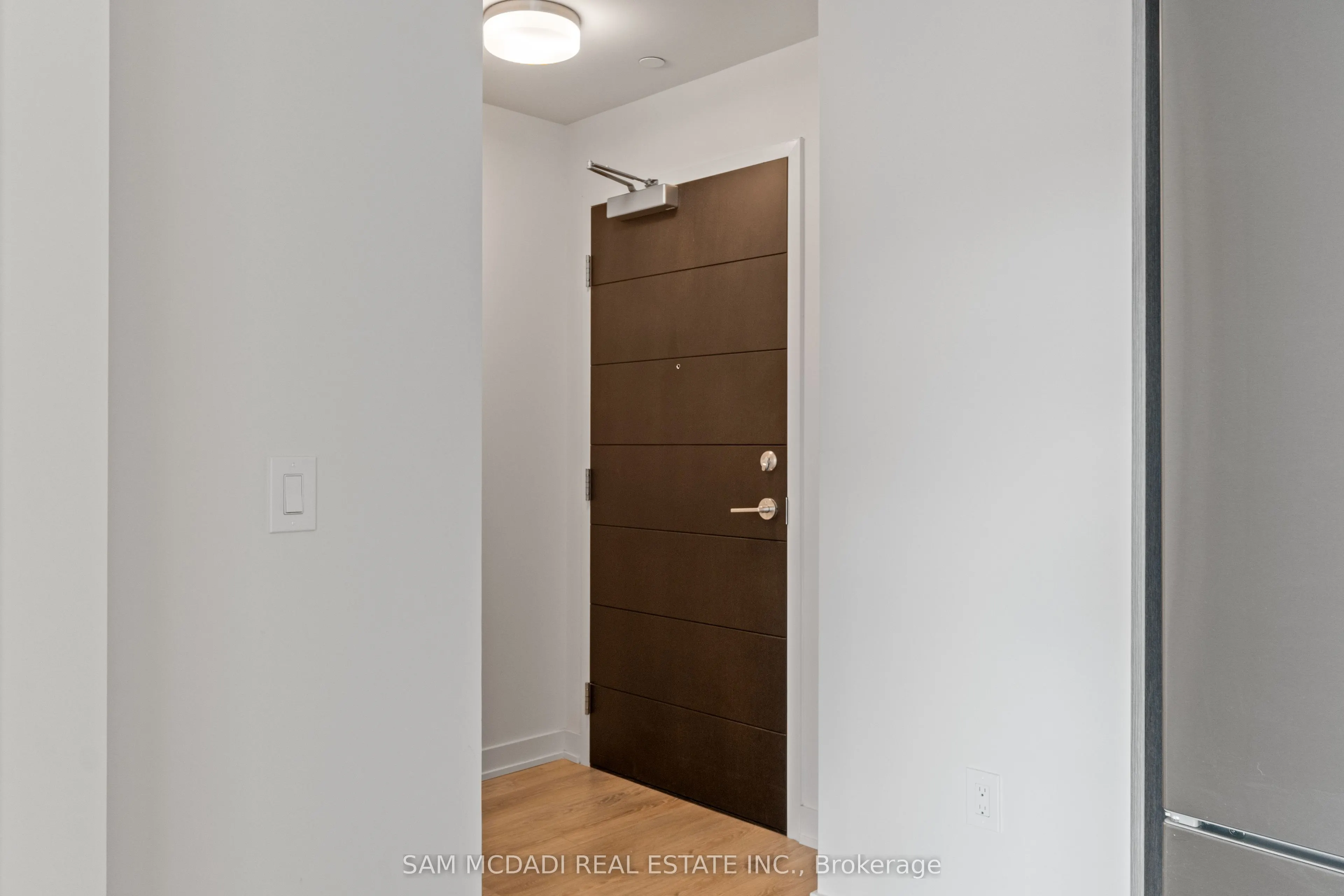 212 King William Street, #1305