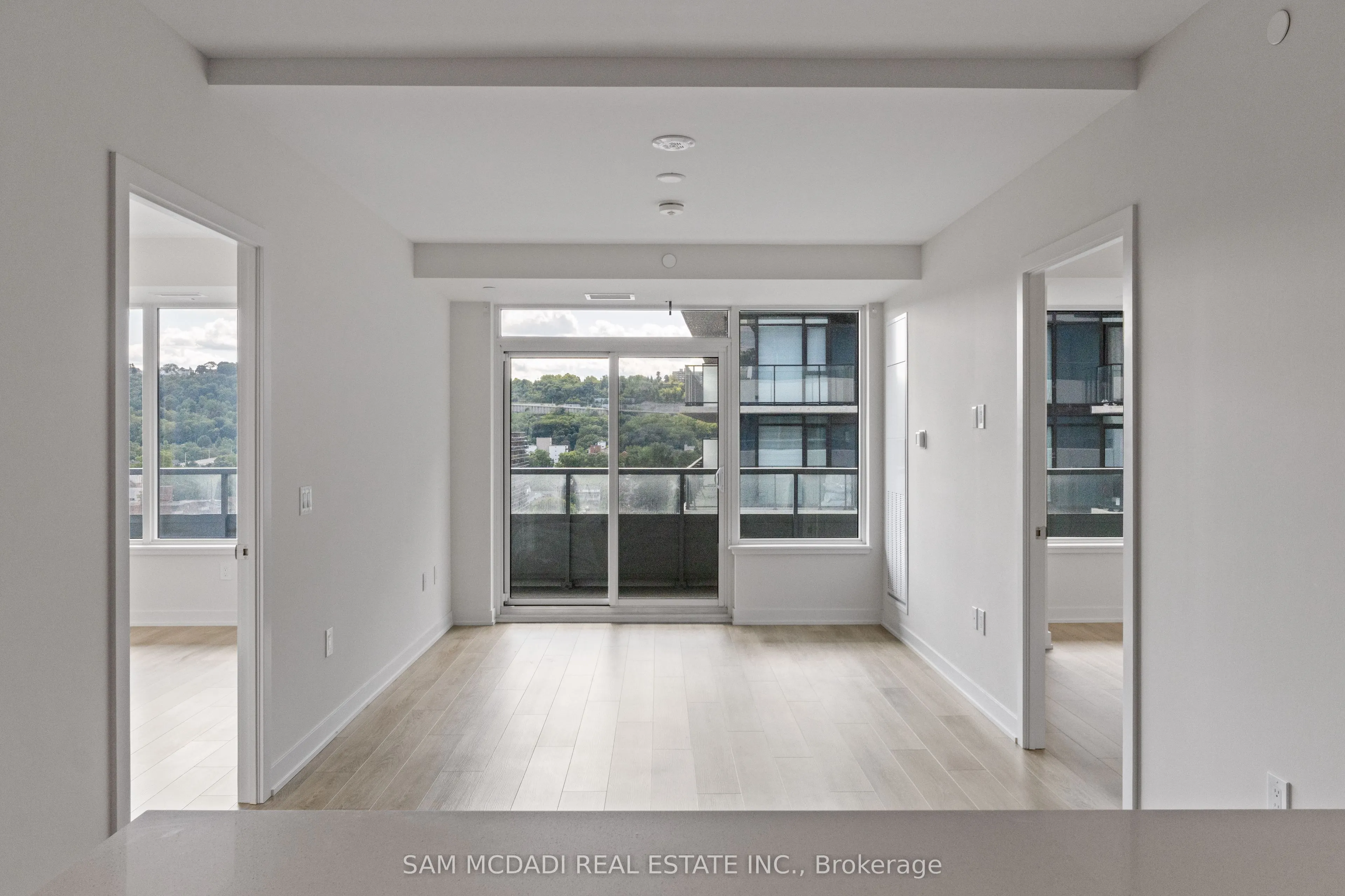 212 King William Street, #1305