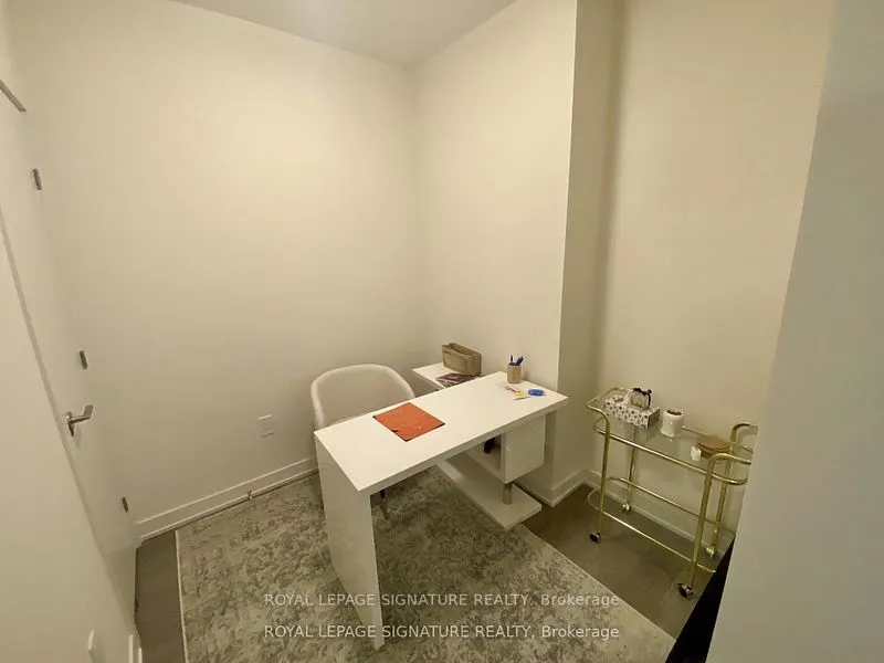 212 King William Street, #1313