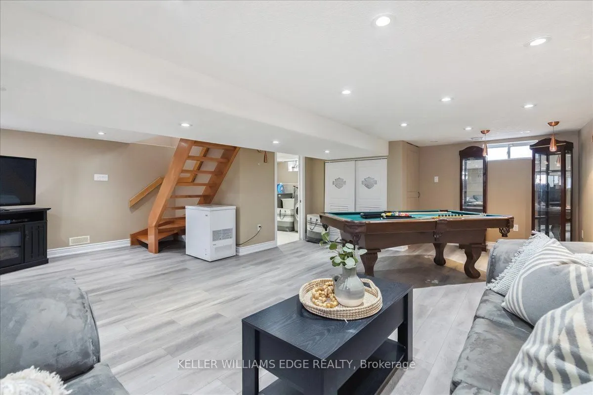 269 East 25th Street