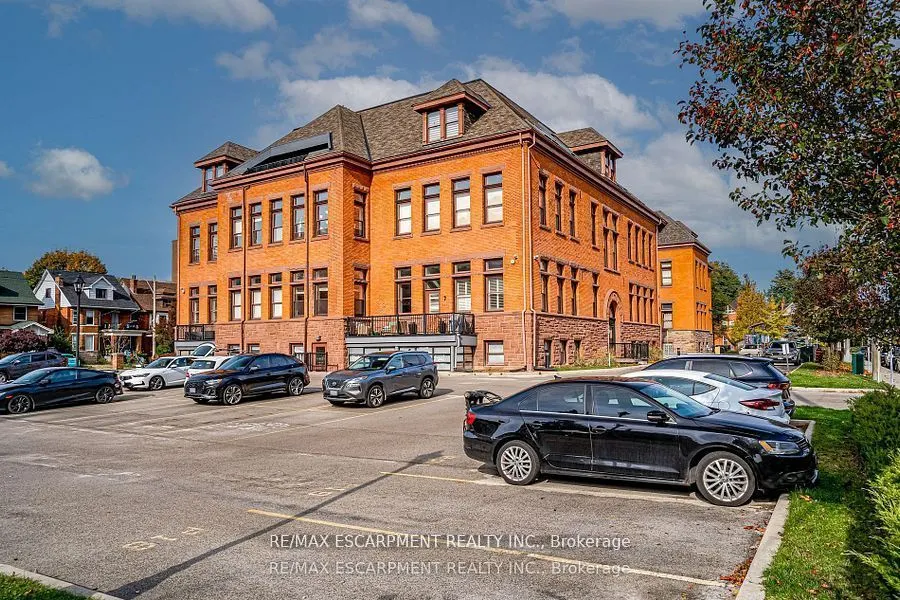200 Stinson Street, #104