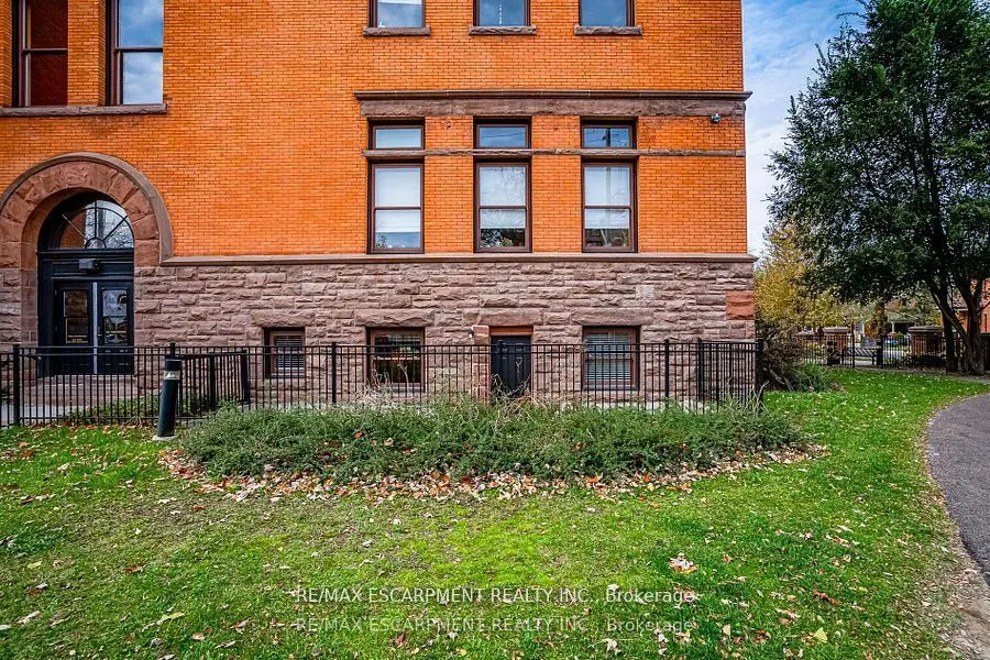 200 Stinson Street, #104