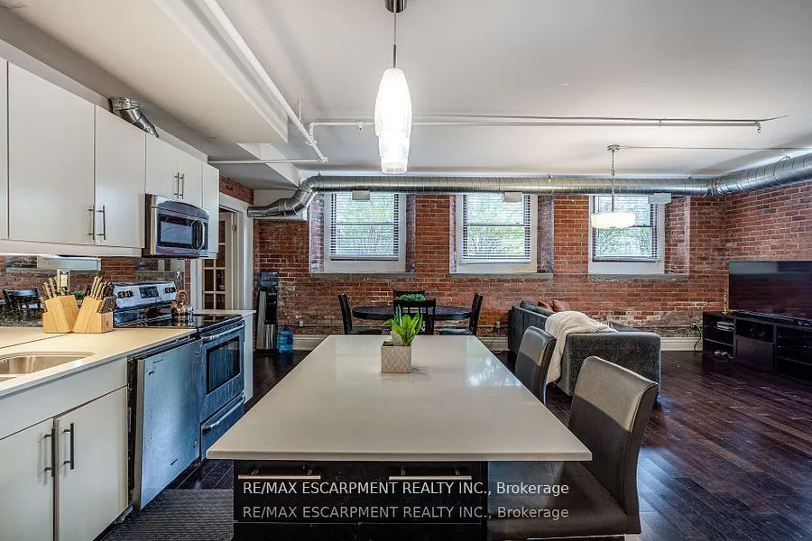 200 Stinson Street, #104