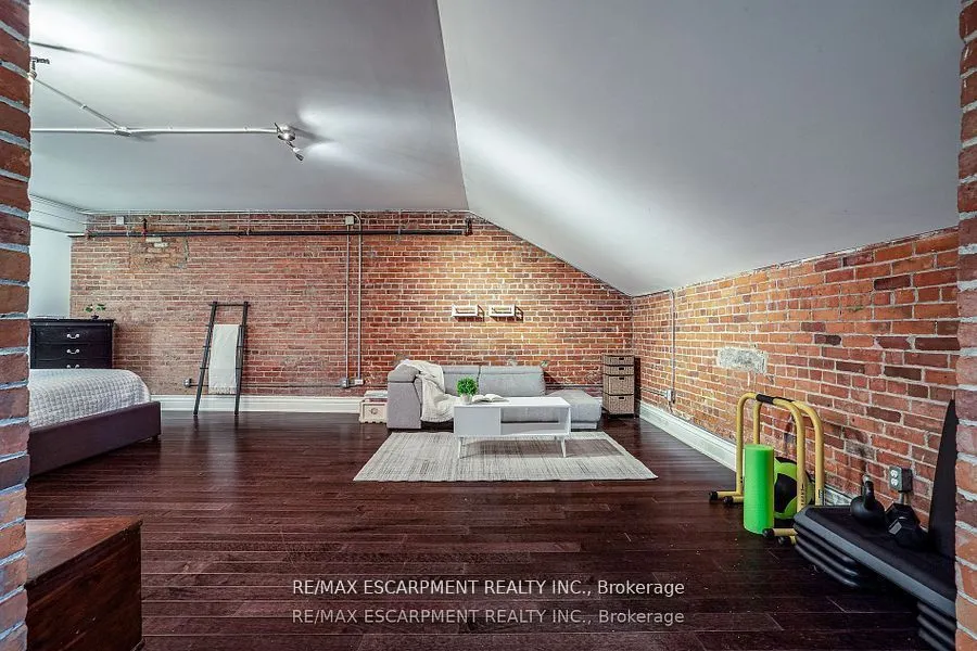 200 Stinson Street, #104