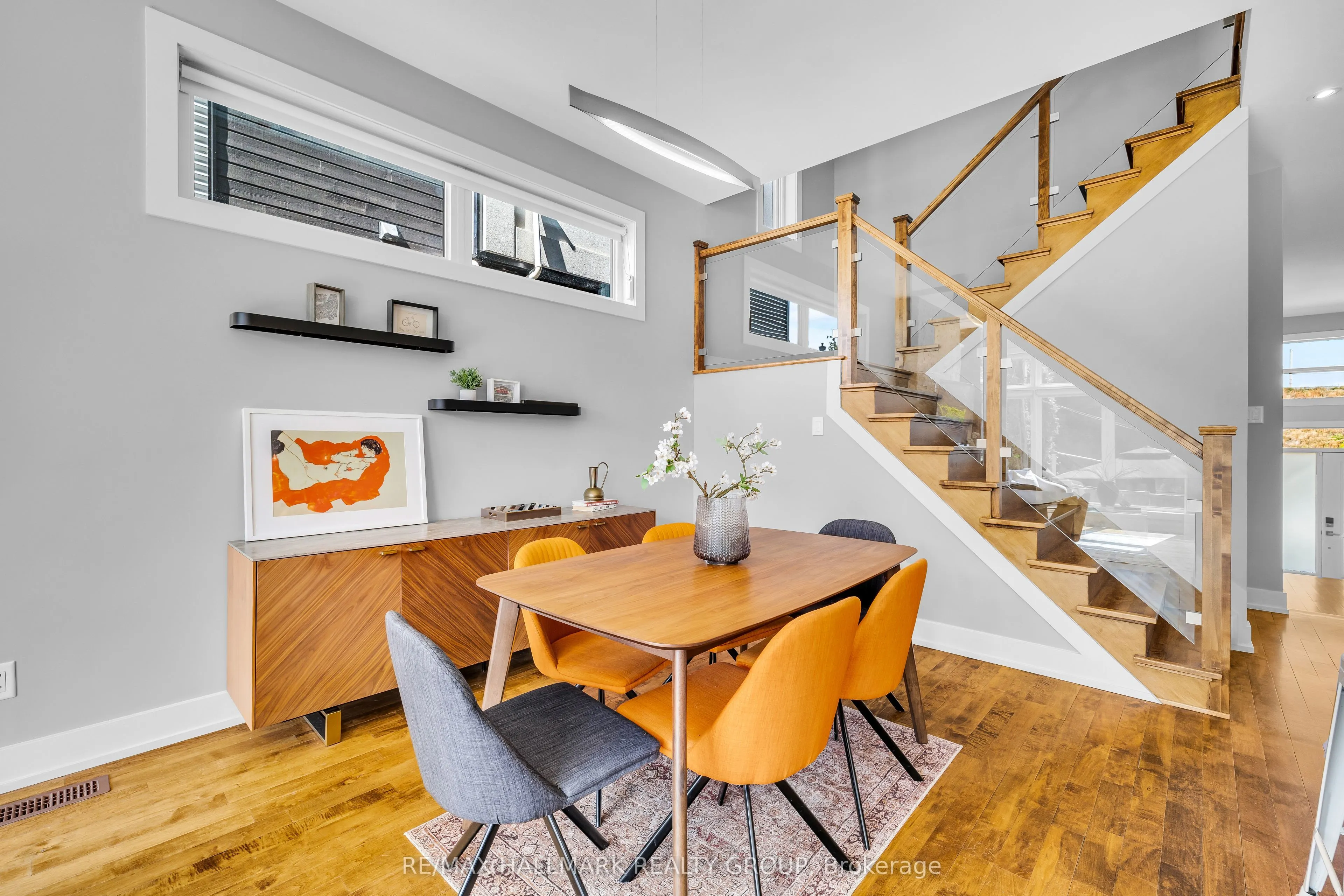 42B Young Street