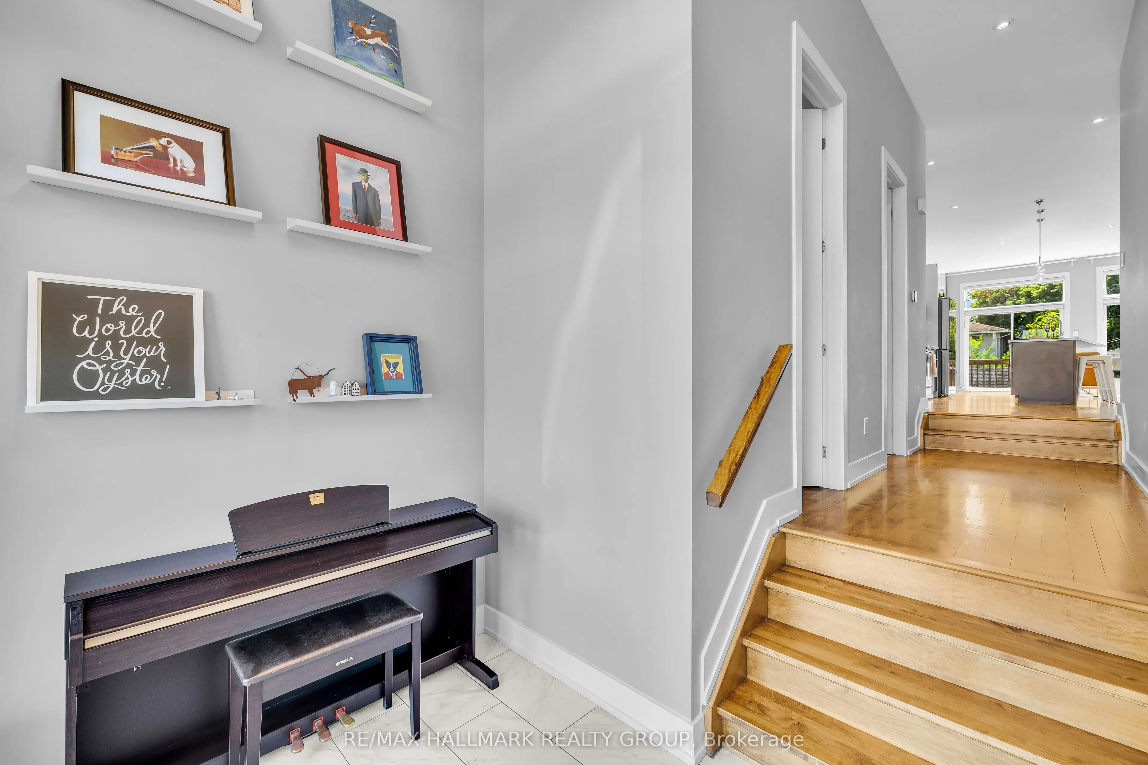 42B Young Street