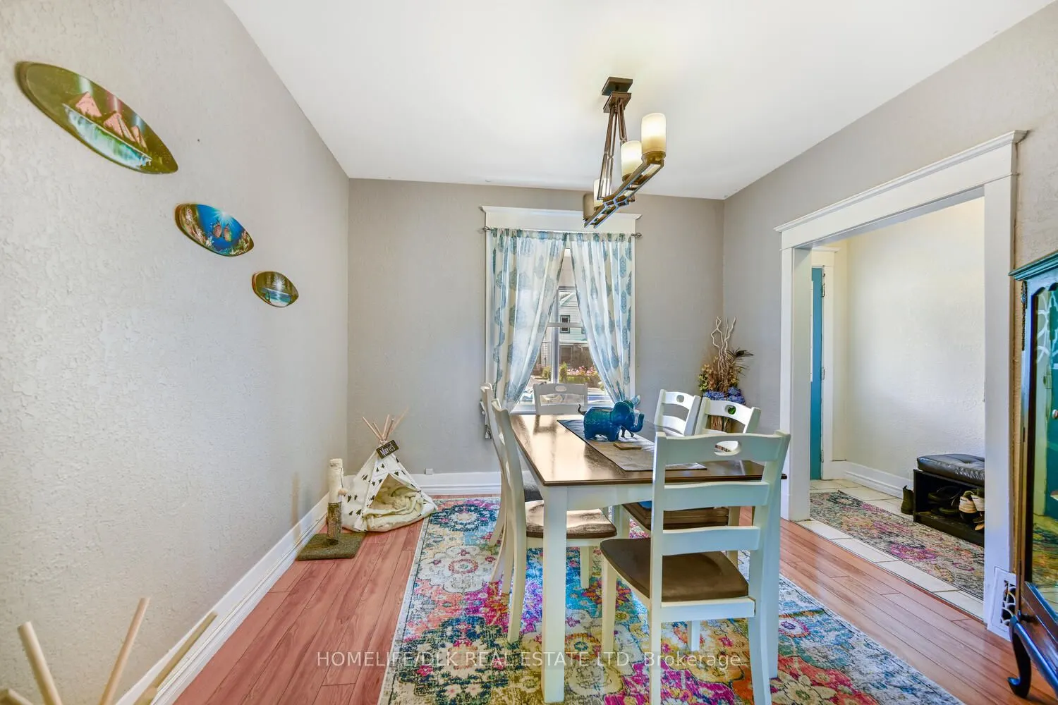 182 Pearl Street W