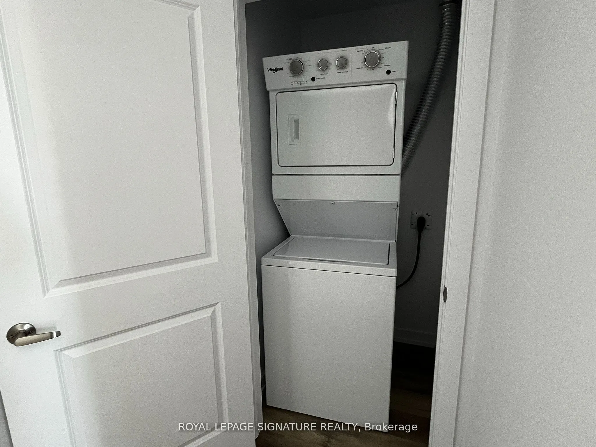 470 Dundas Street E, #1012
