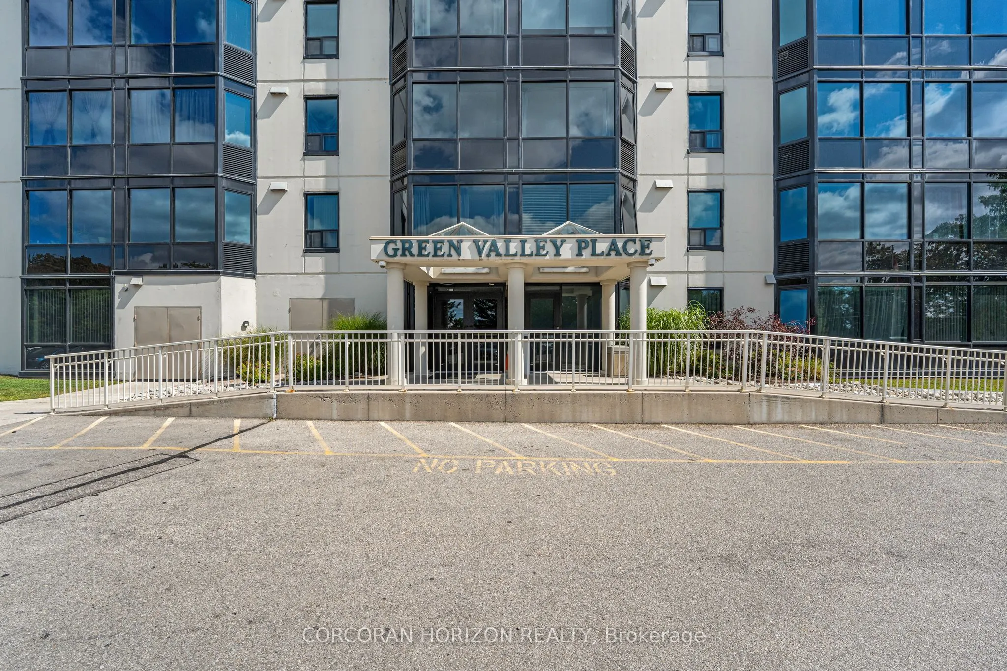 35 Green Valley Drive, #1614