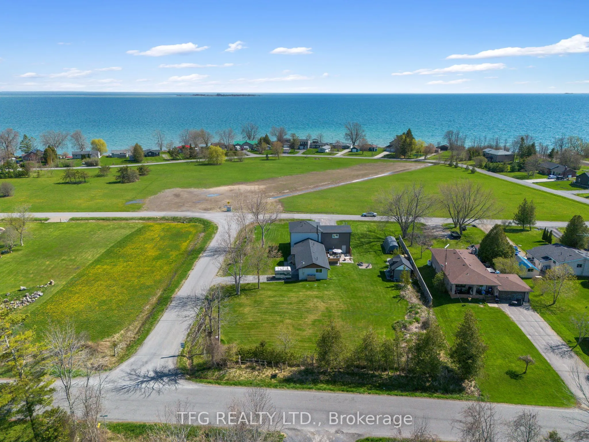 27 Greenway Circle