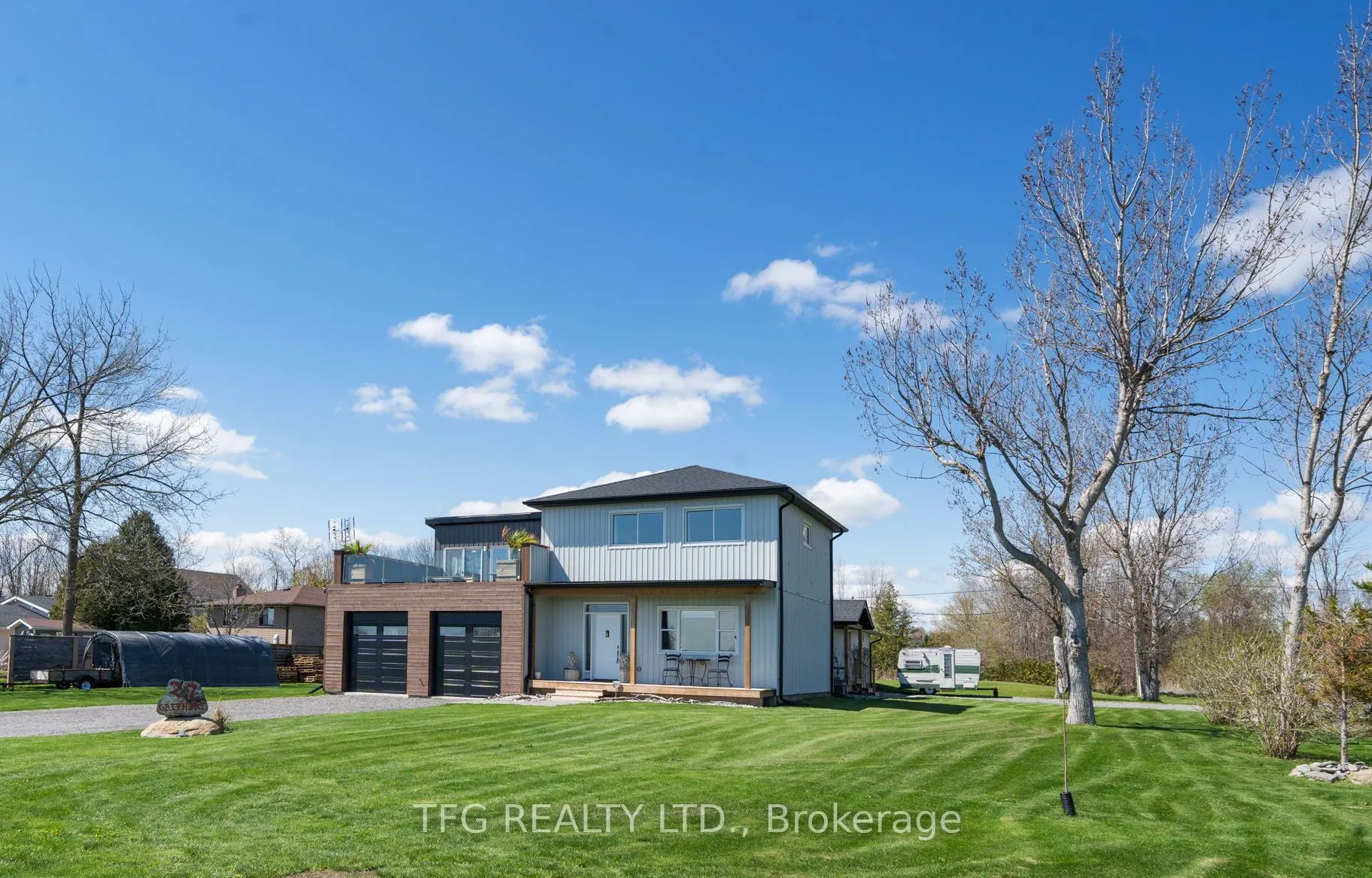 27 Greenway Circle