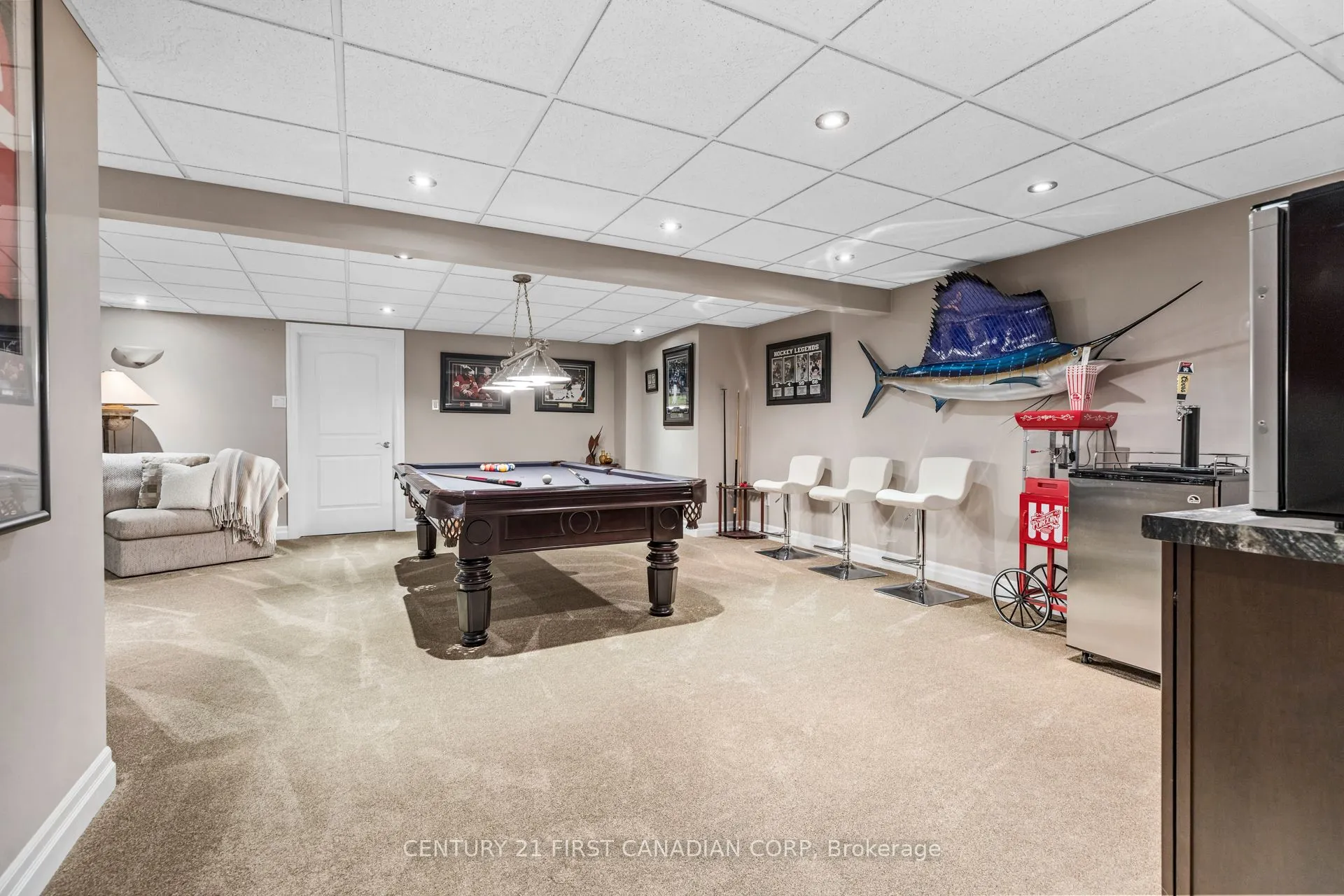 2 Longview Court