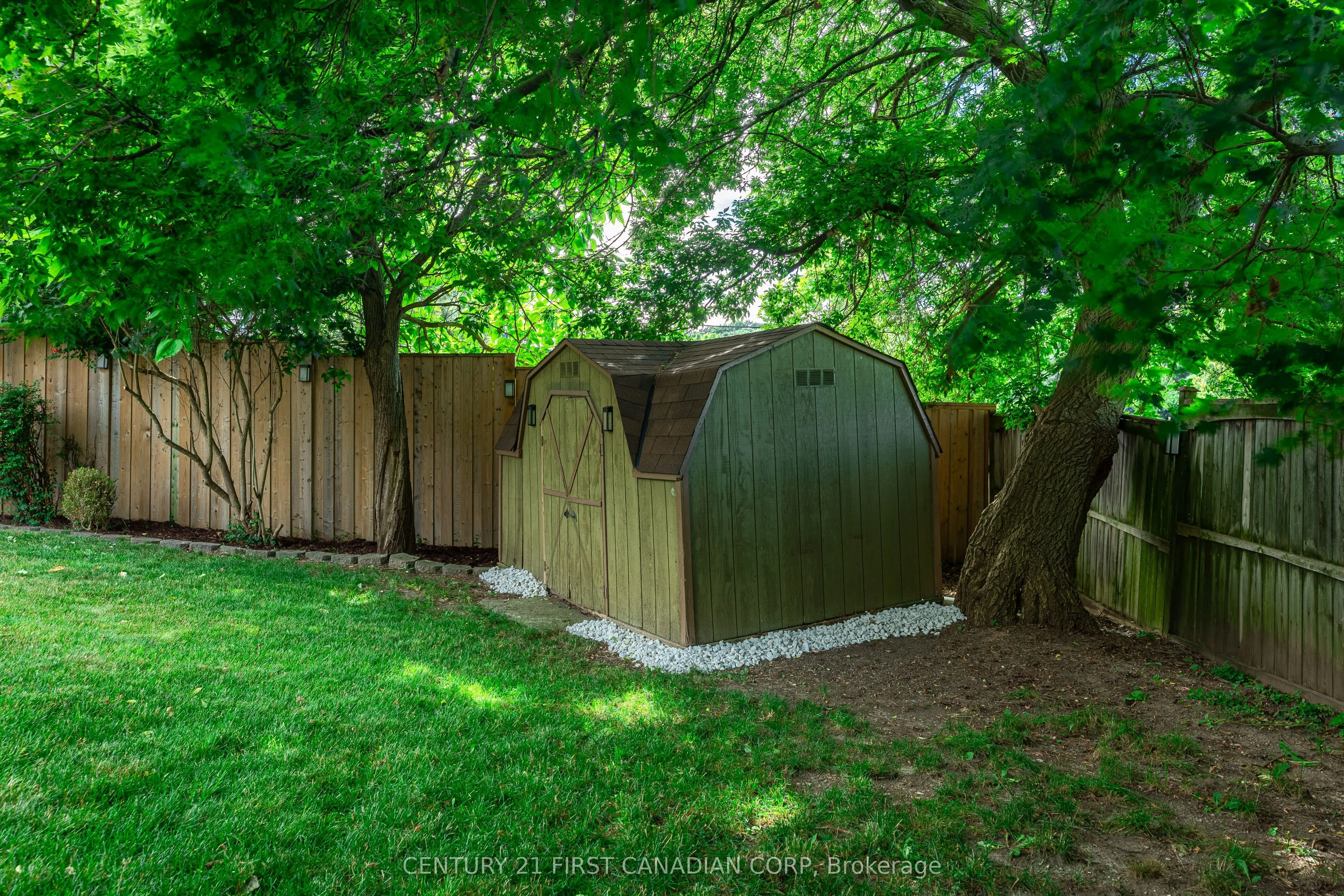 2 Longview Court