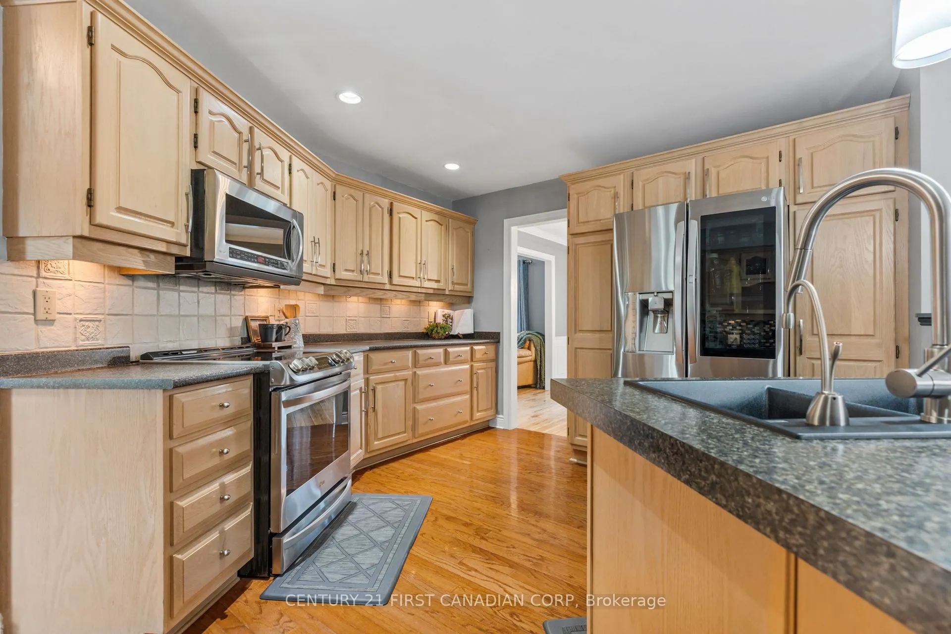 2 Longview Court