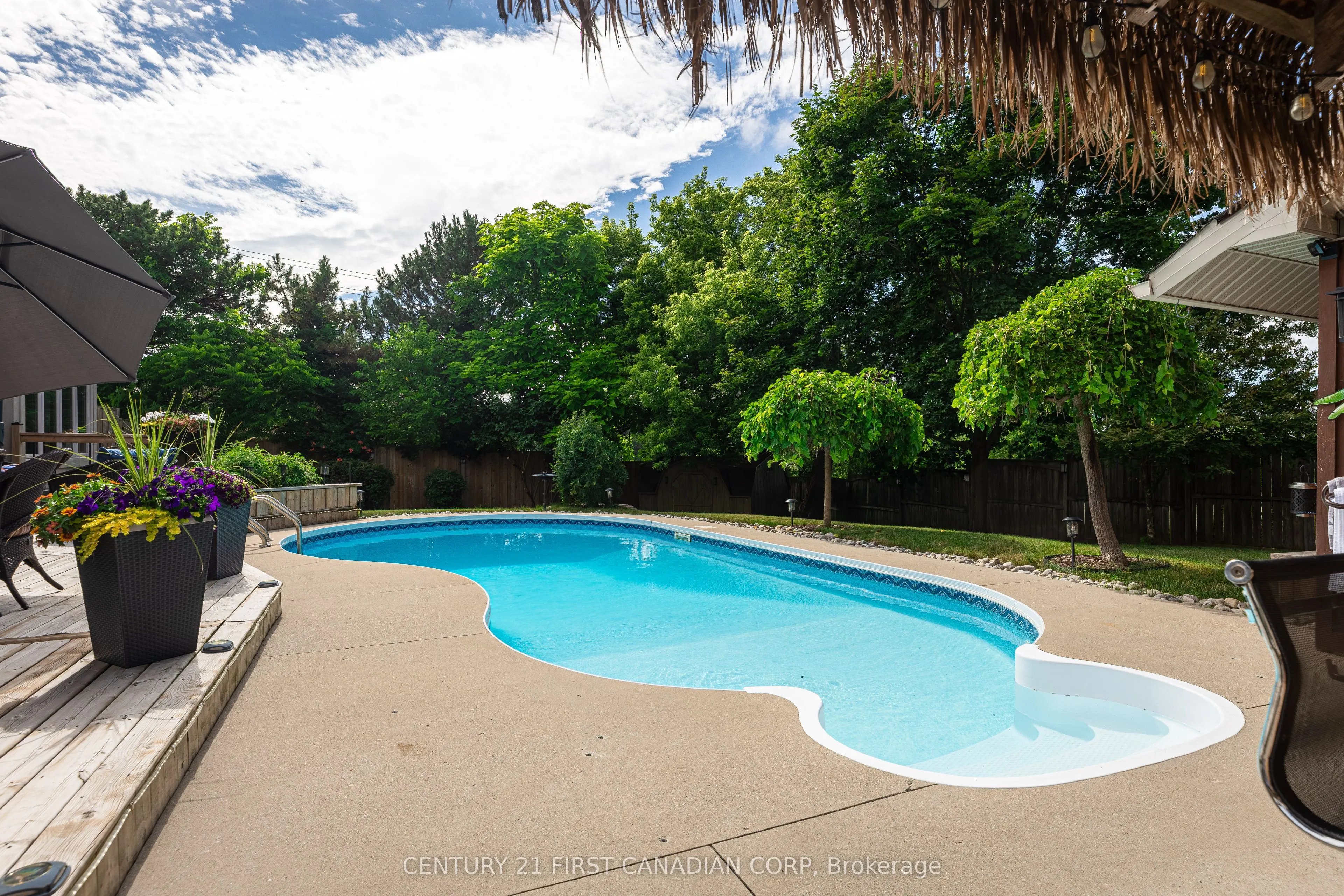 2 Longview Court