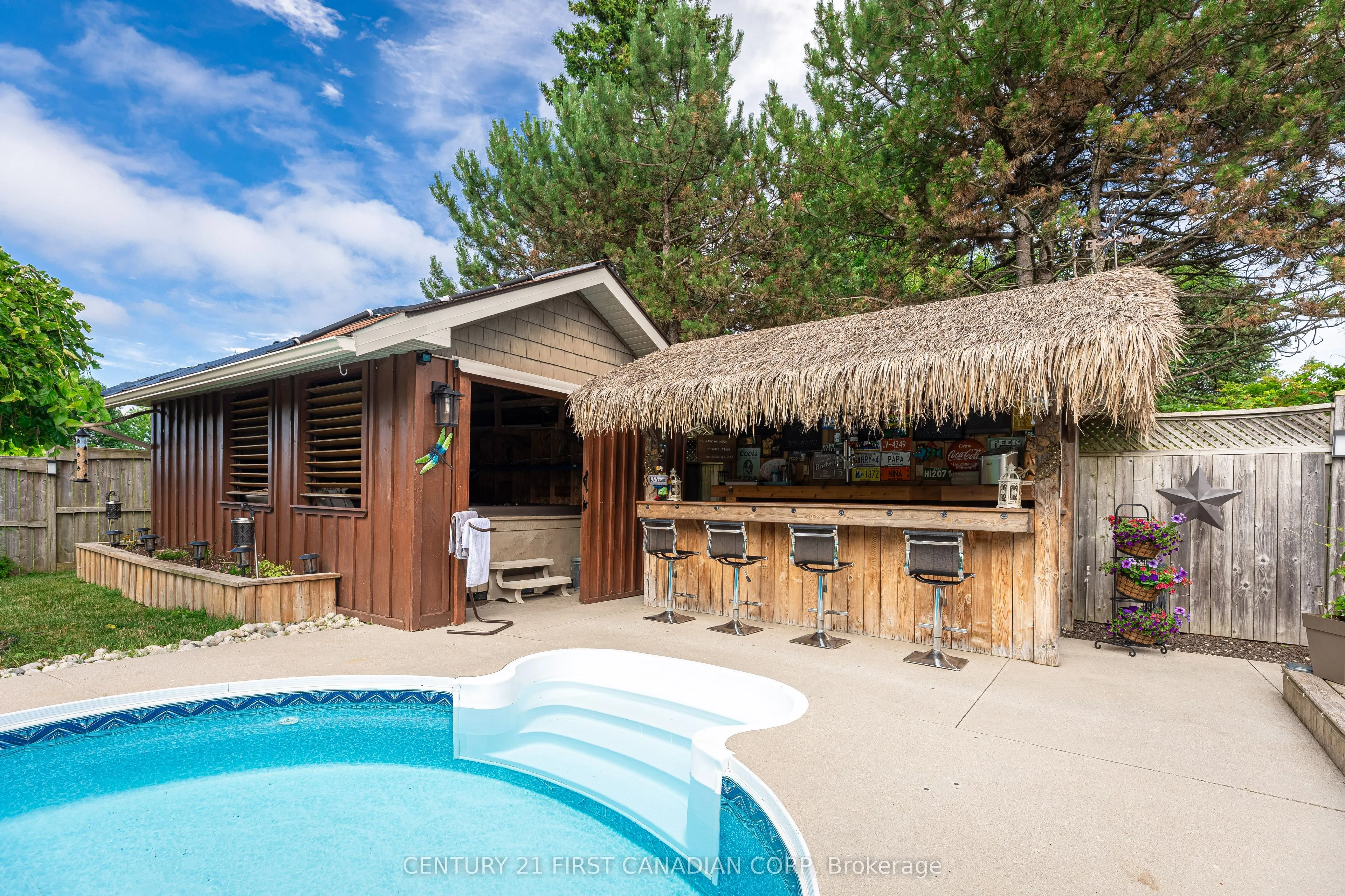 2 Longview Court