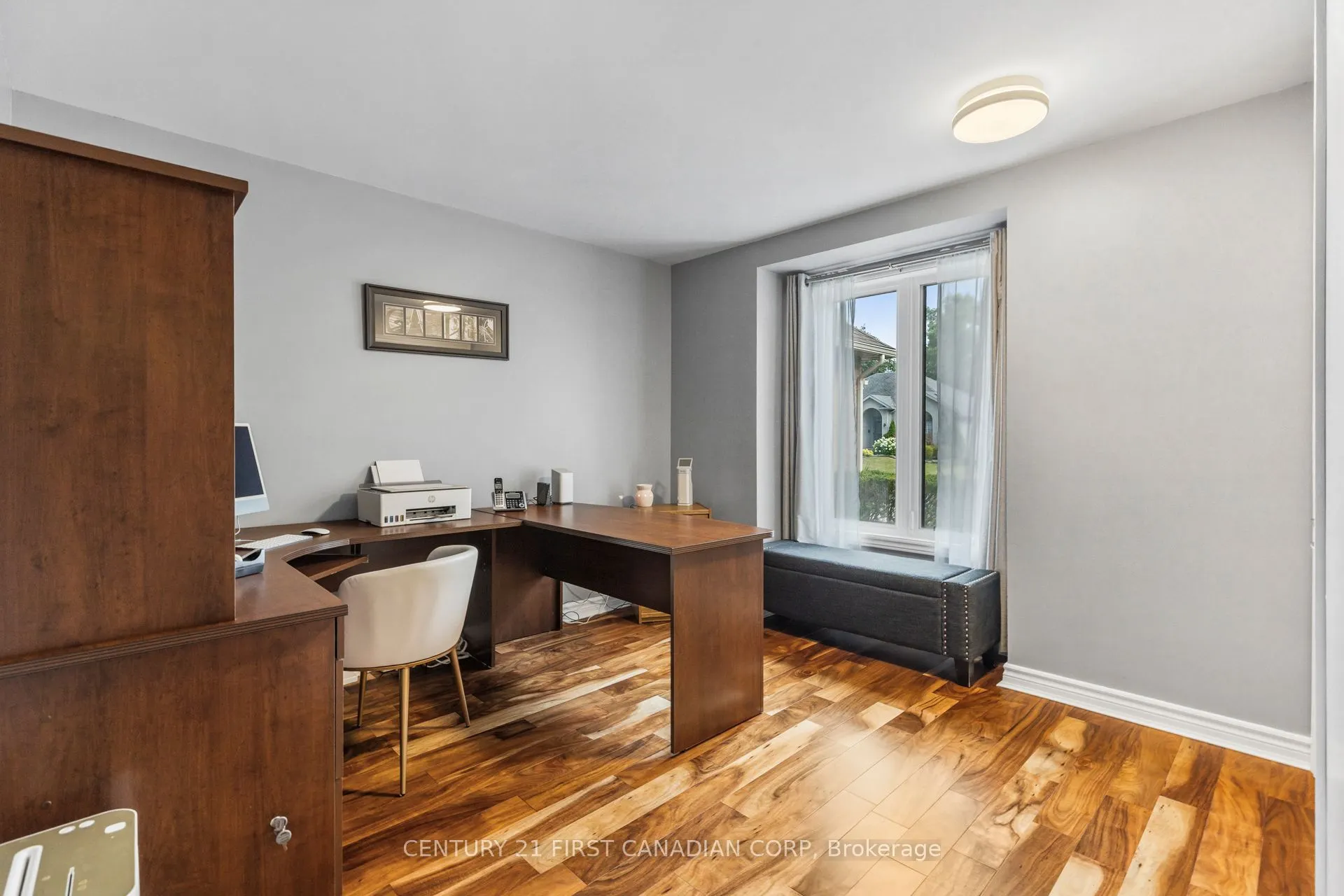 2 Longview Court