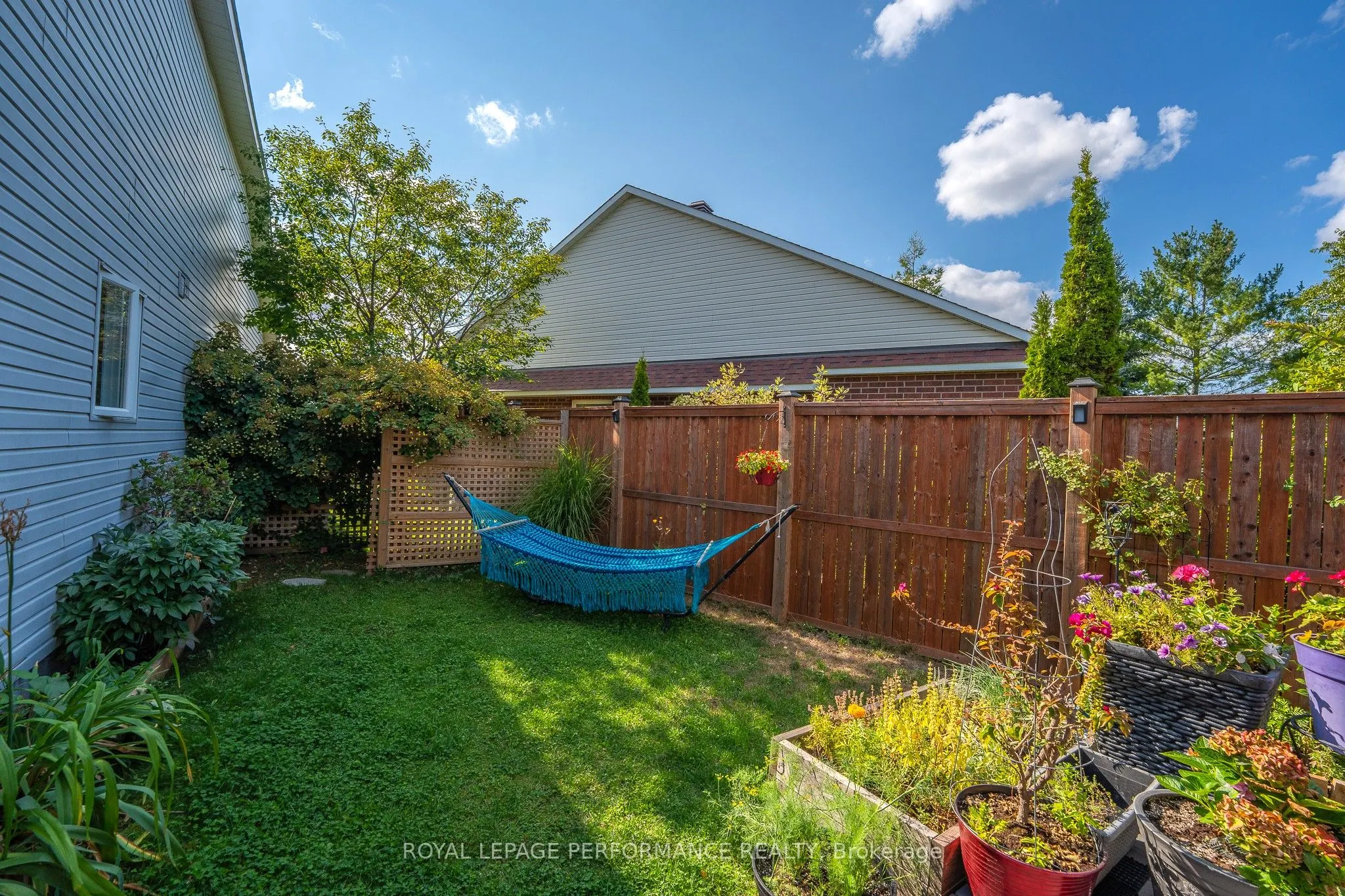 48 Settler's Ridge Way