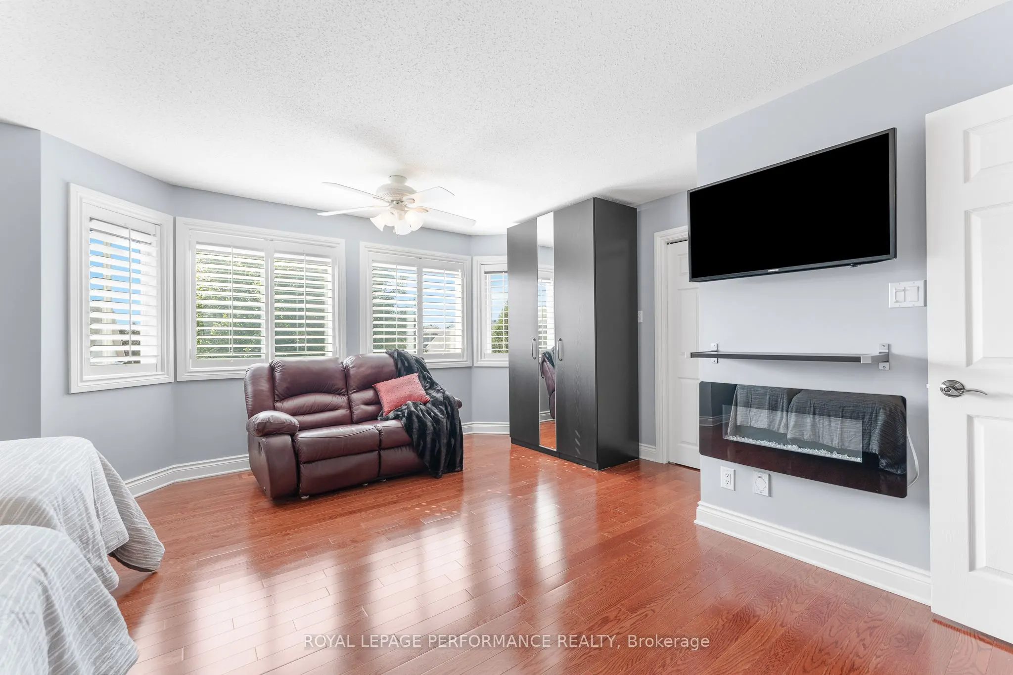 48 Settler's Ridge Way