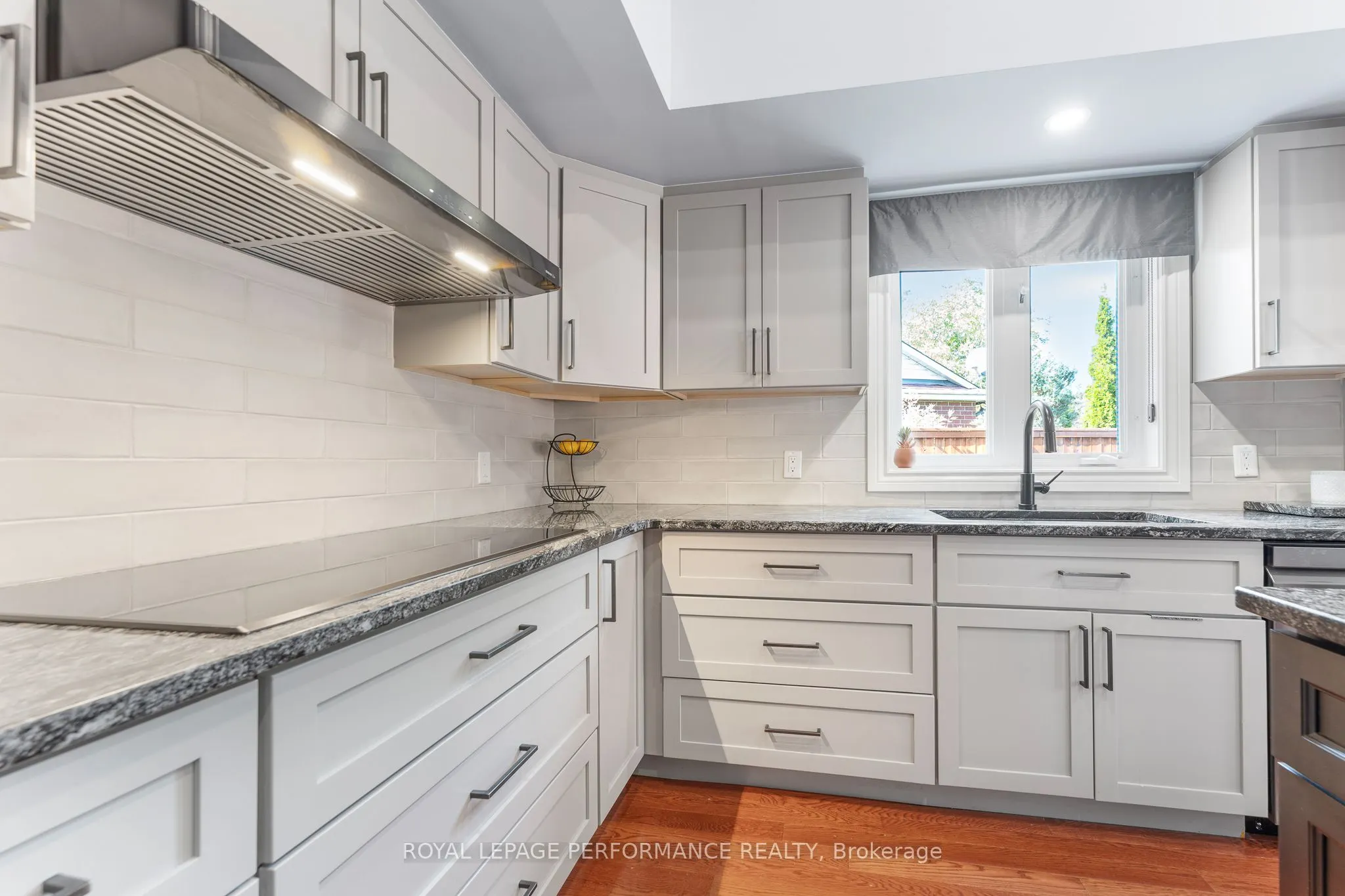 48 Settler's Ridge Way