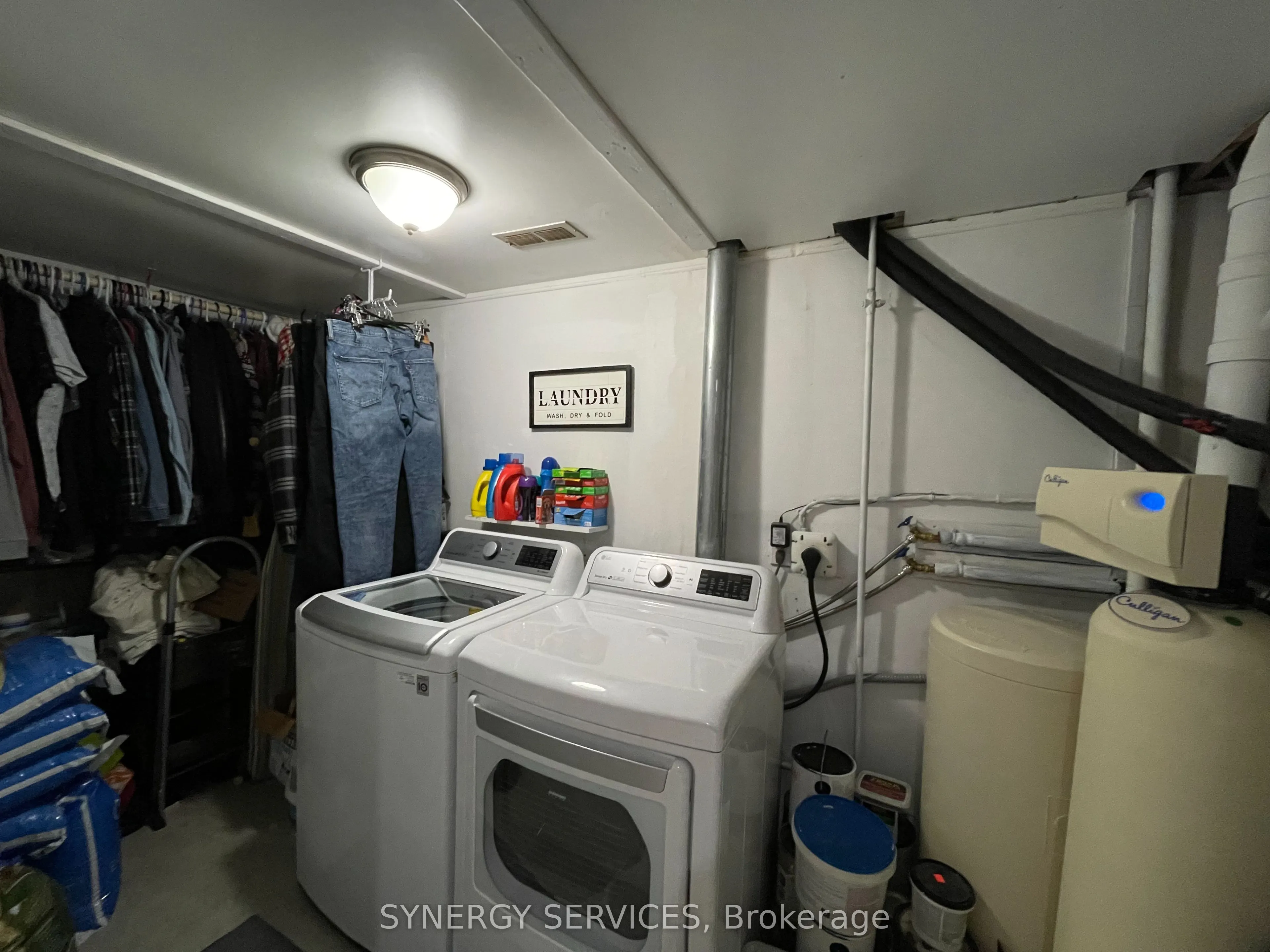 34 Confederation Drive