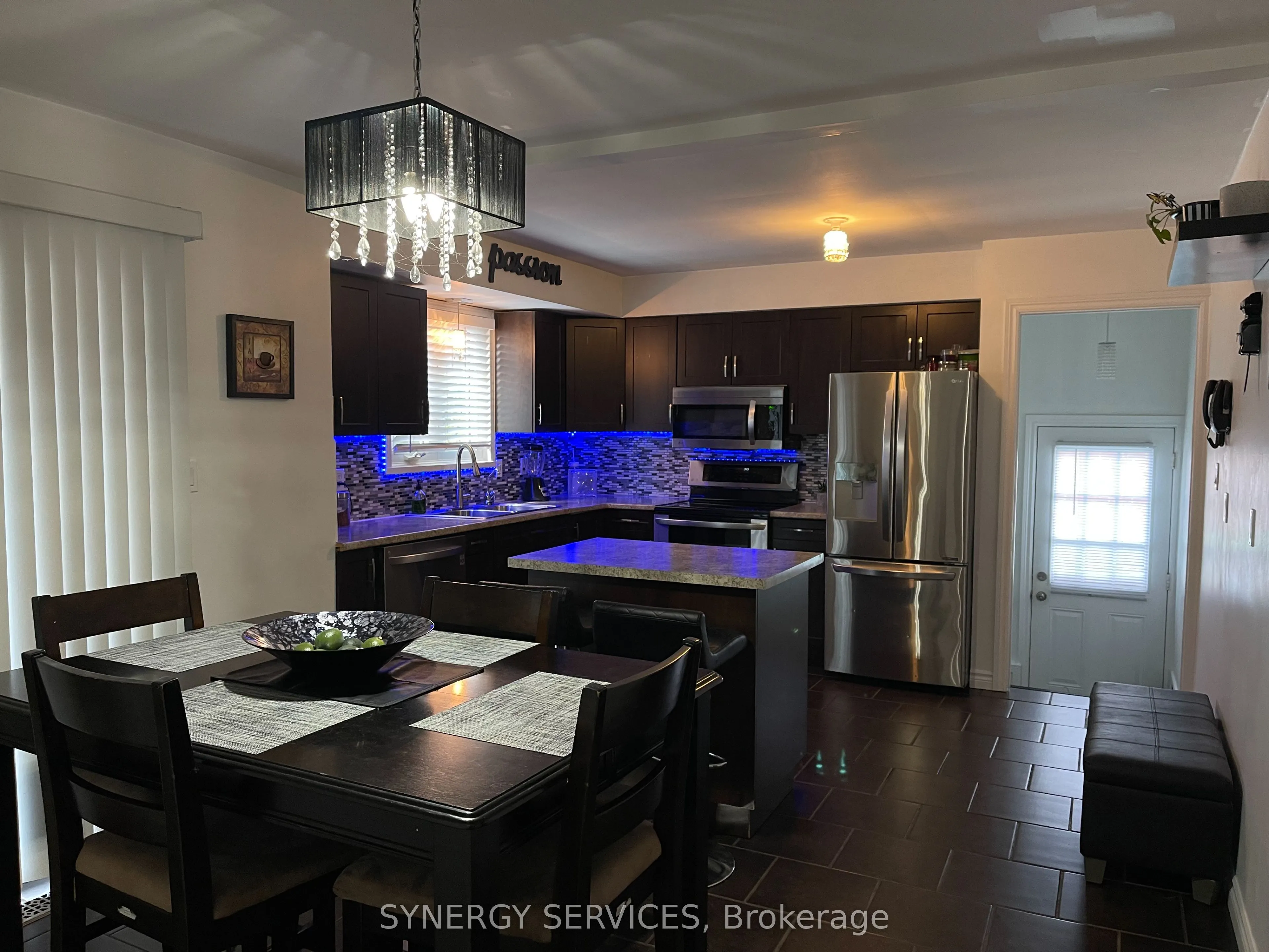34 Confederation Drive