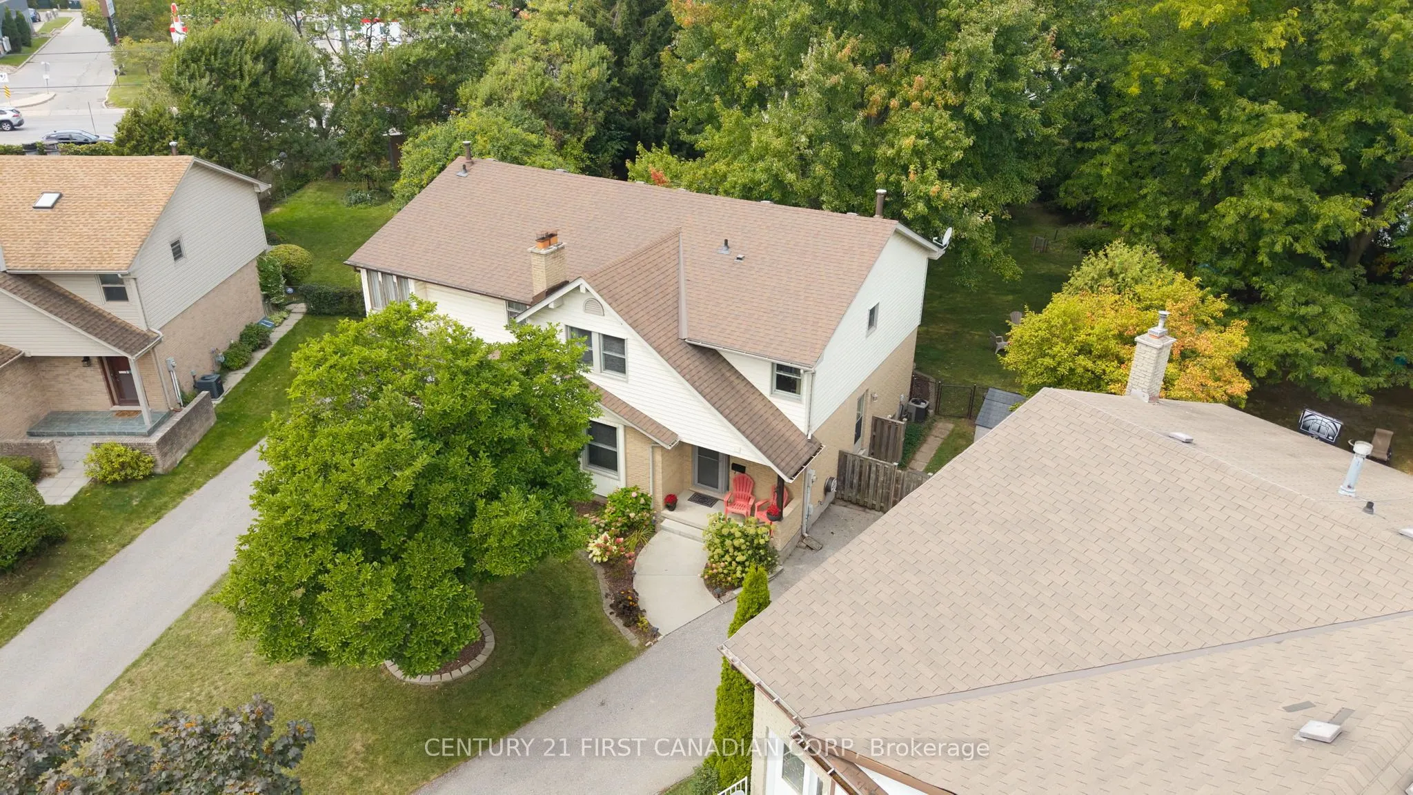 1816 Attawandaron Road