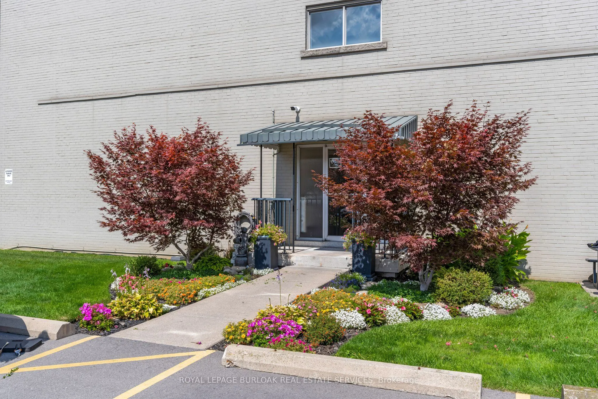 510 Queenston Road, #306