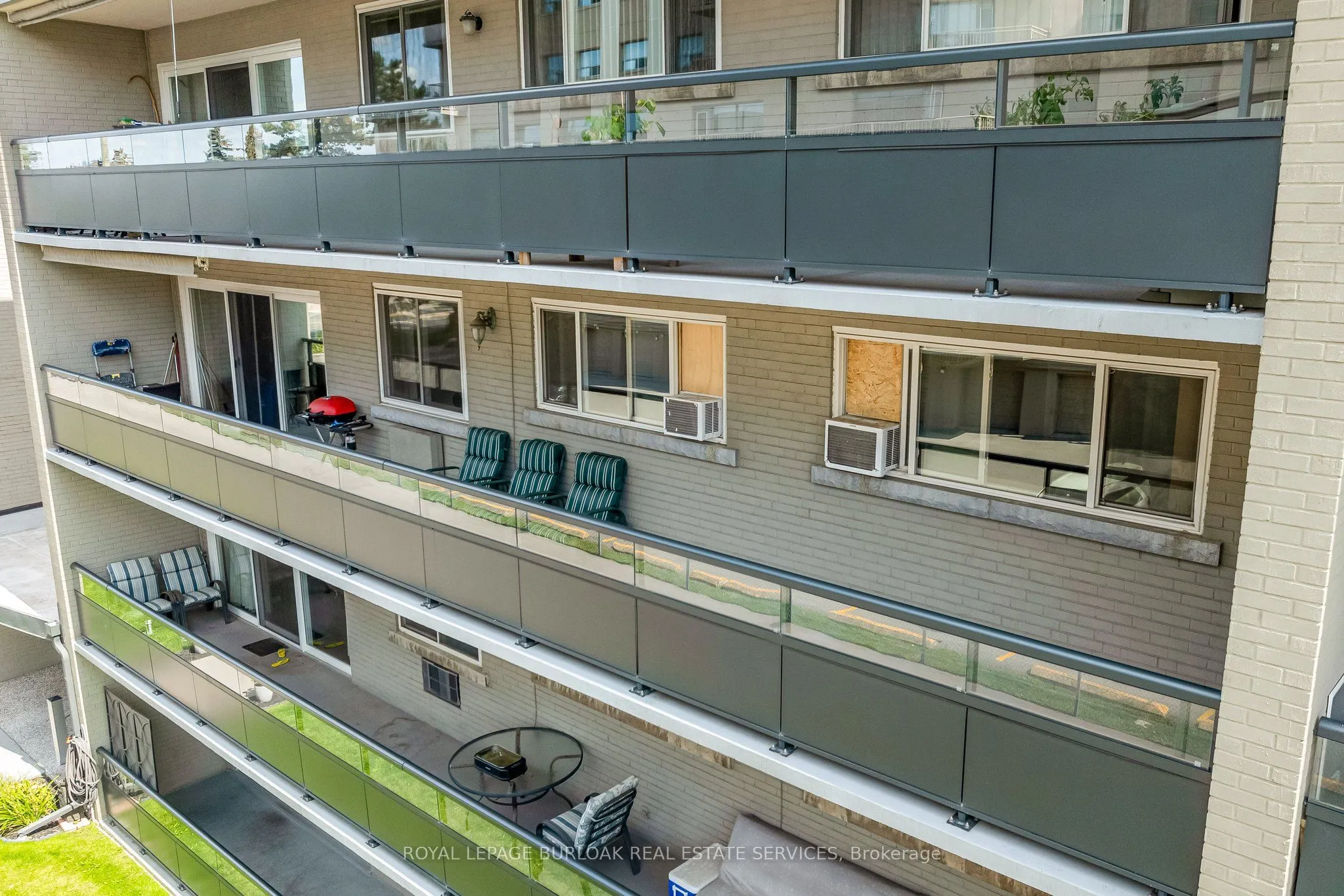 510 Queenston Road, #306