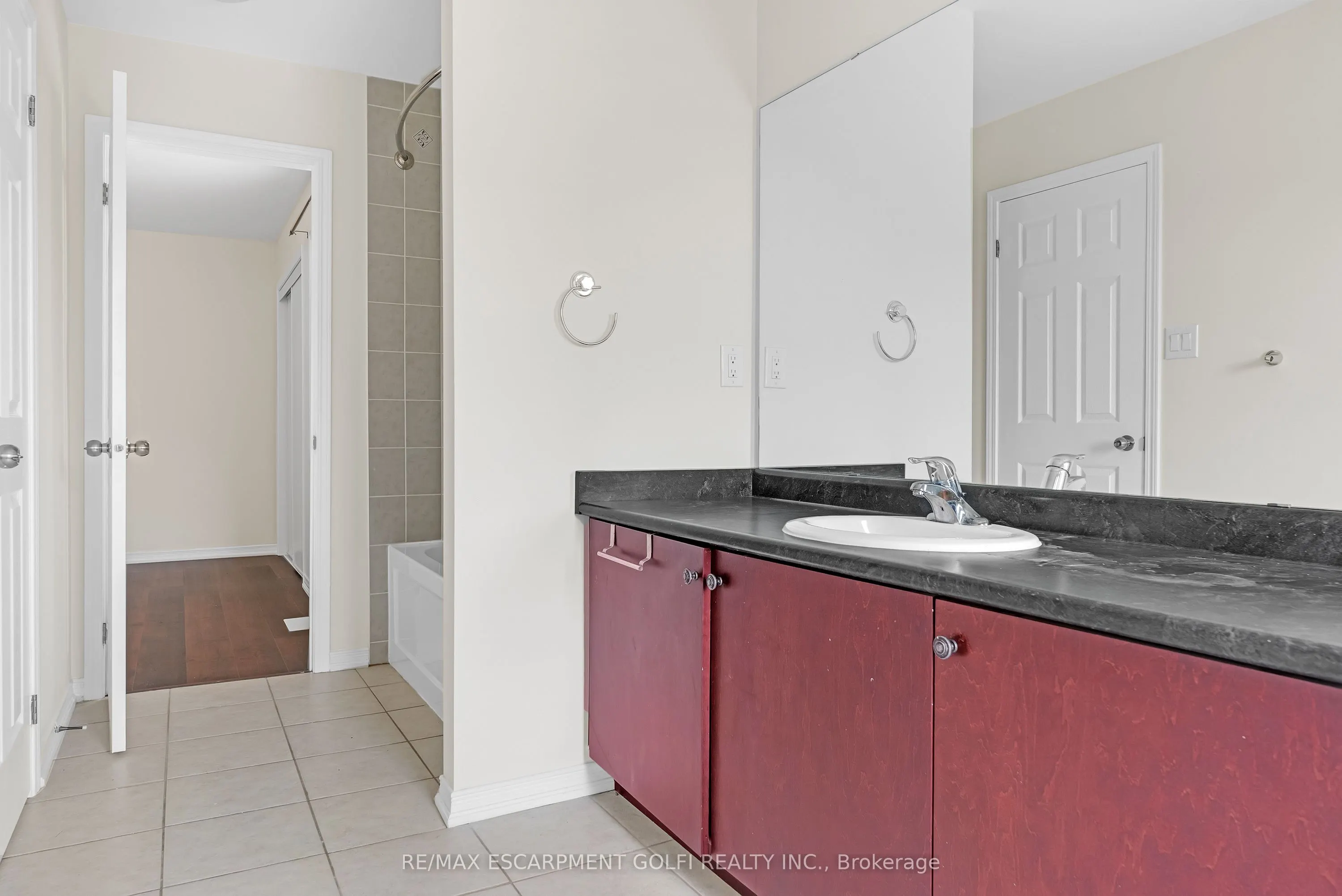 8561 DOGWOOD Crescent