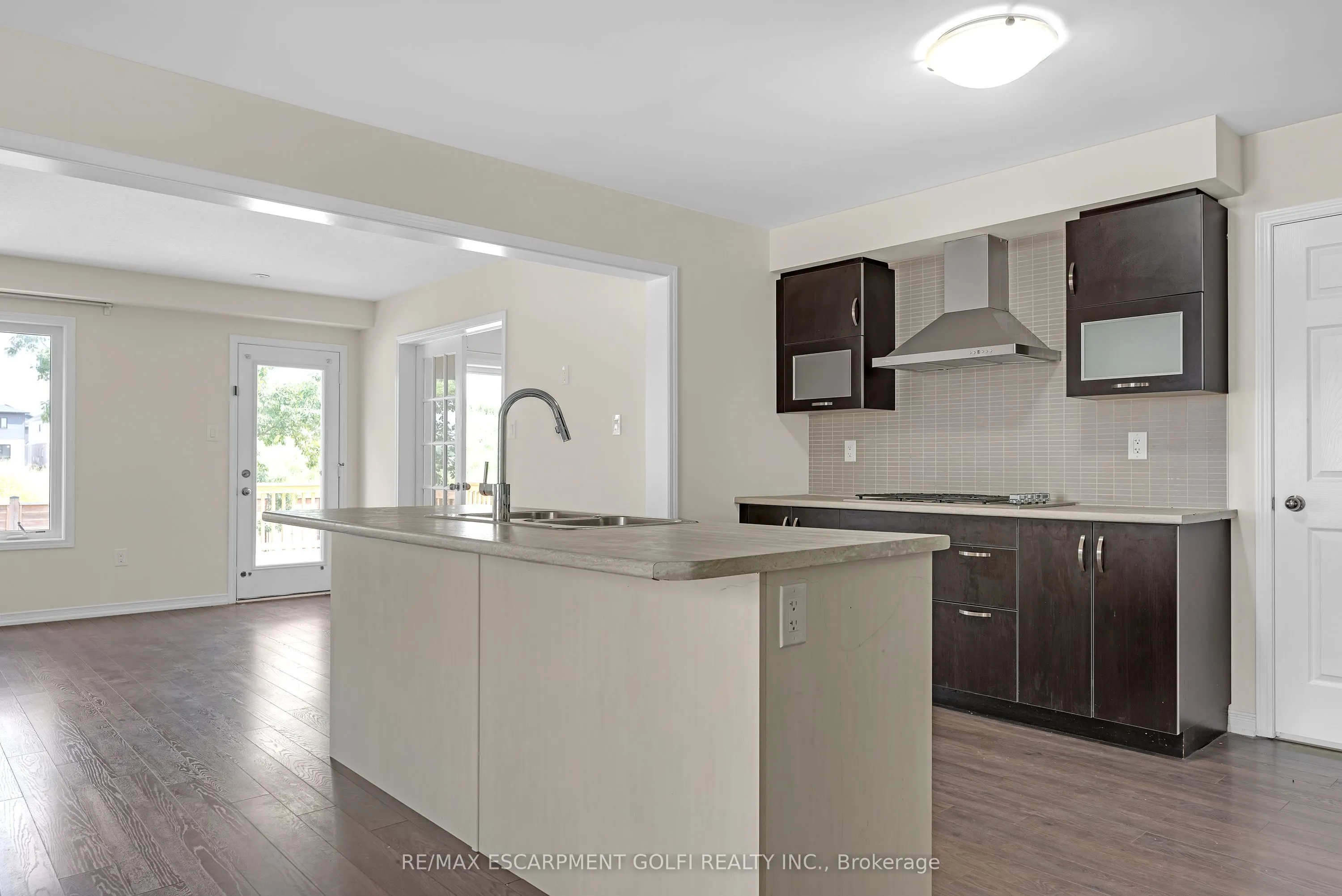 8561 DOGWOOD Crescent
