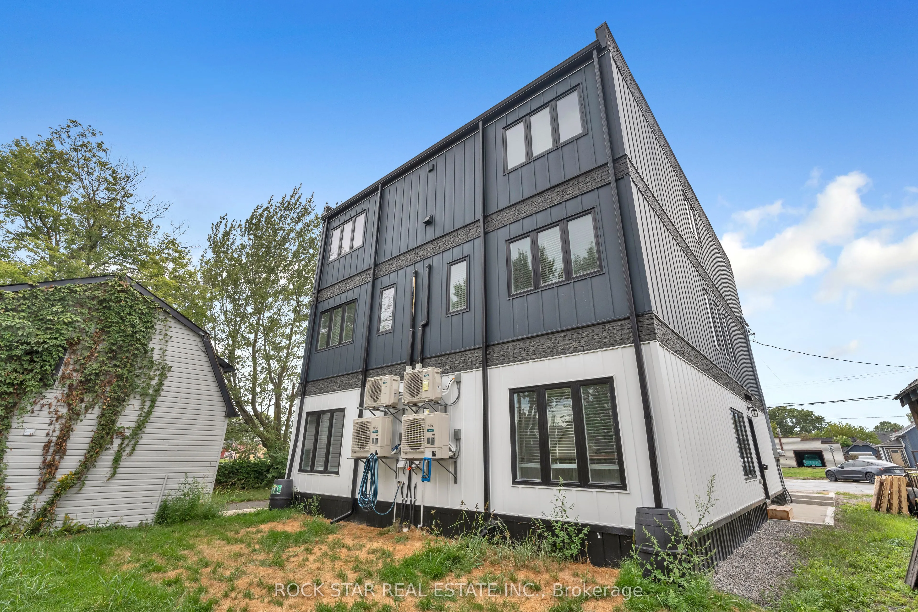 133 Durham Street, #Unit B