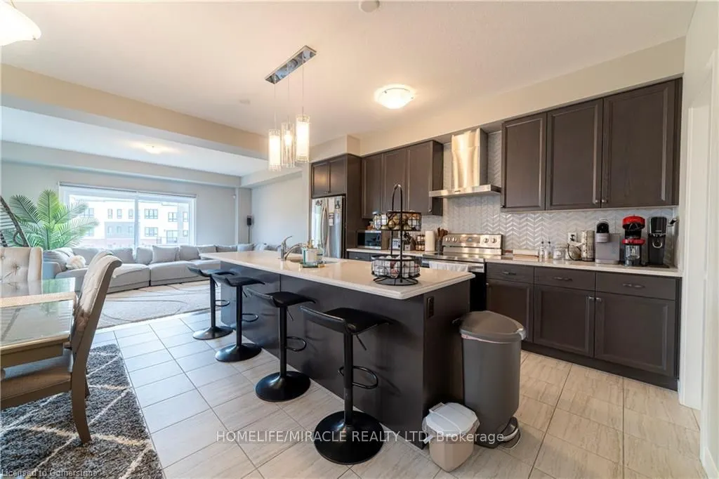933 Robert Ferrie Drive