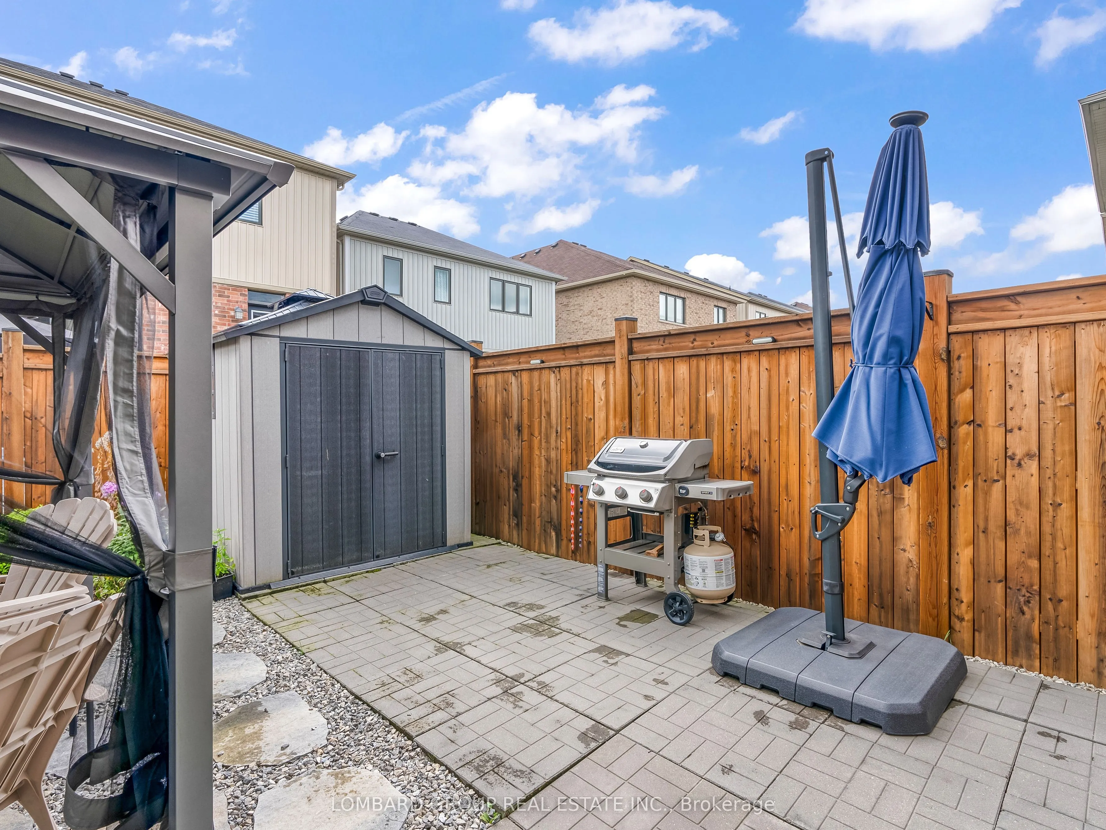 83 ARNOLD MARSHALL Boulevard