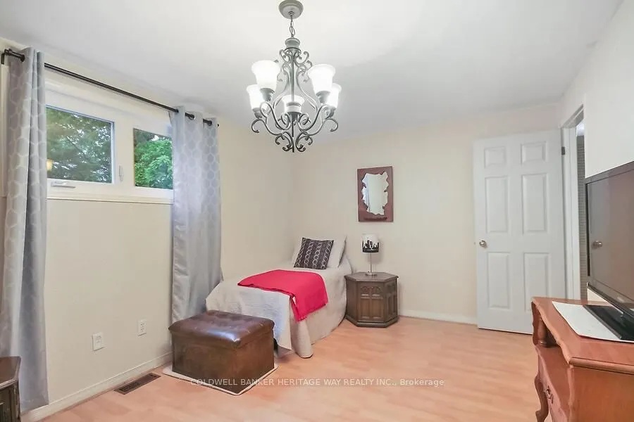 222 NORTH Road