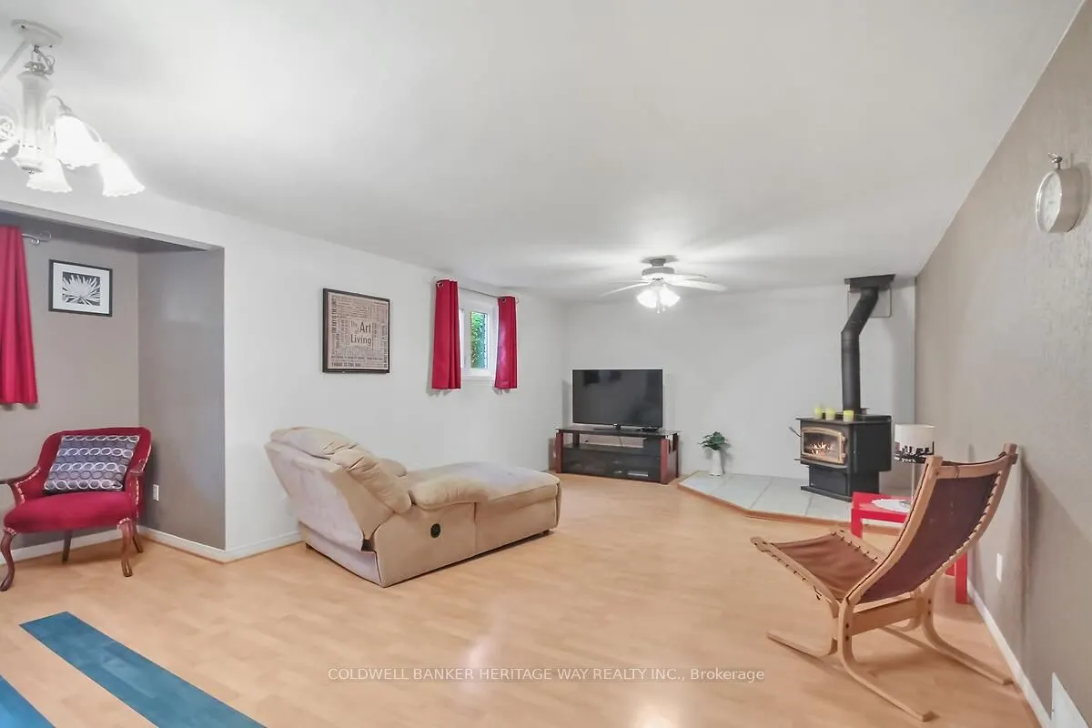 222 NORTH Road