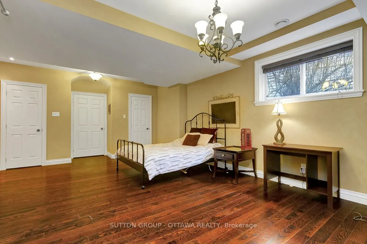 163 Copperwood Street