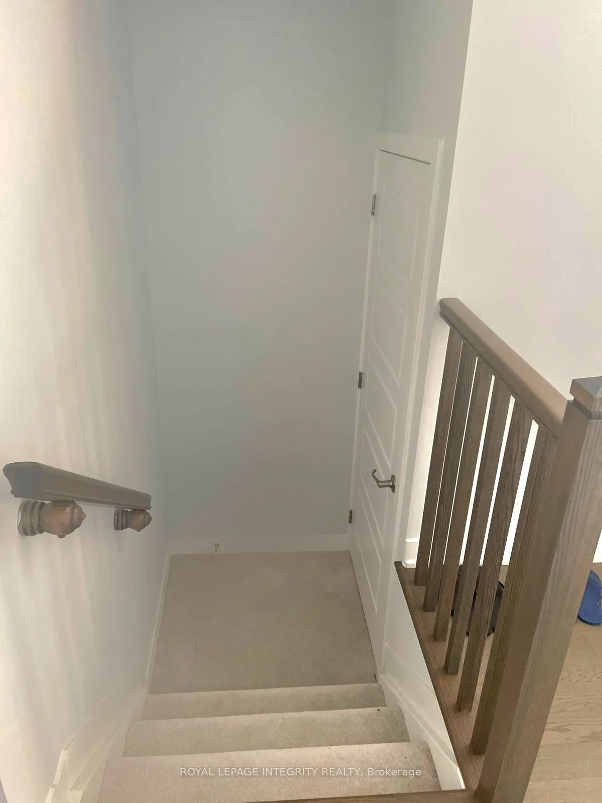 2477 Watercolours Way