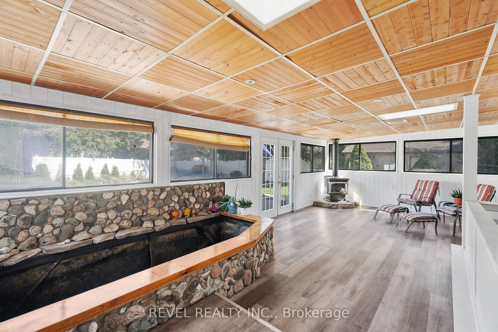 36 CAMBRIA Drive