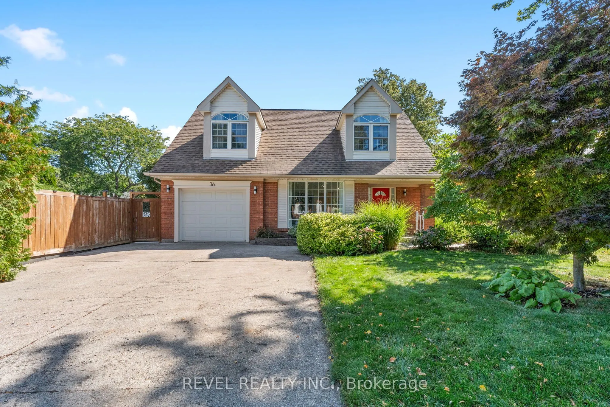 36 CAMBRIA Drive
