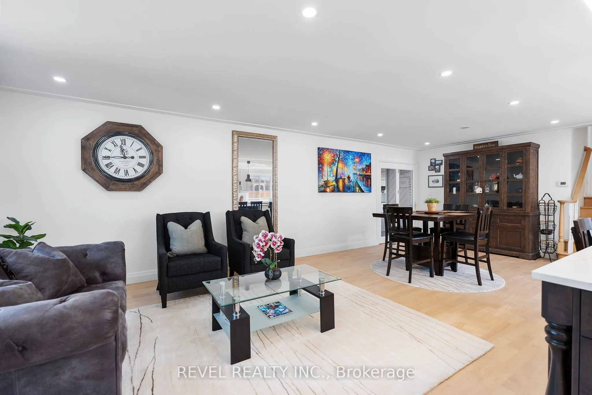 36 CAMBRIA Drive