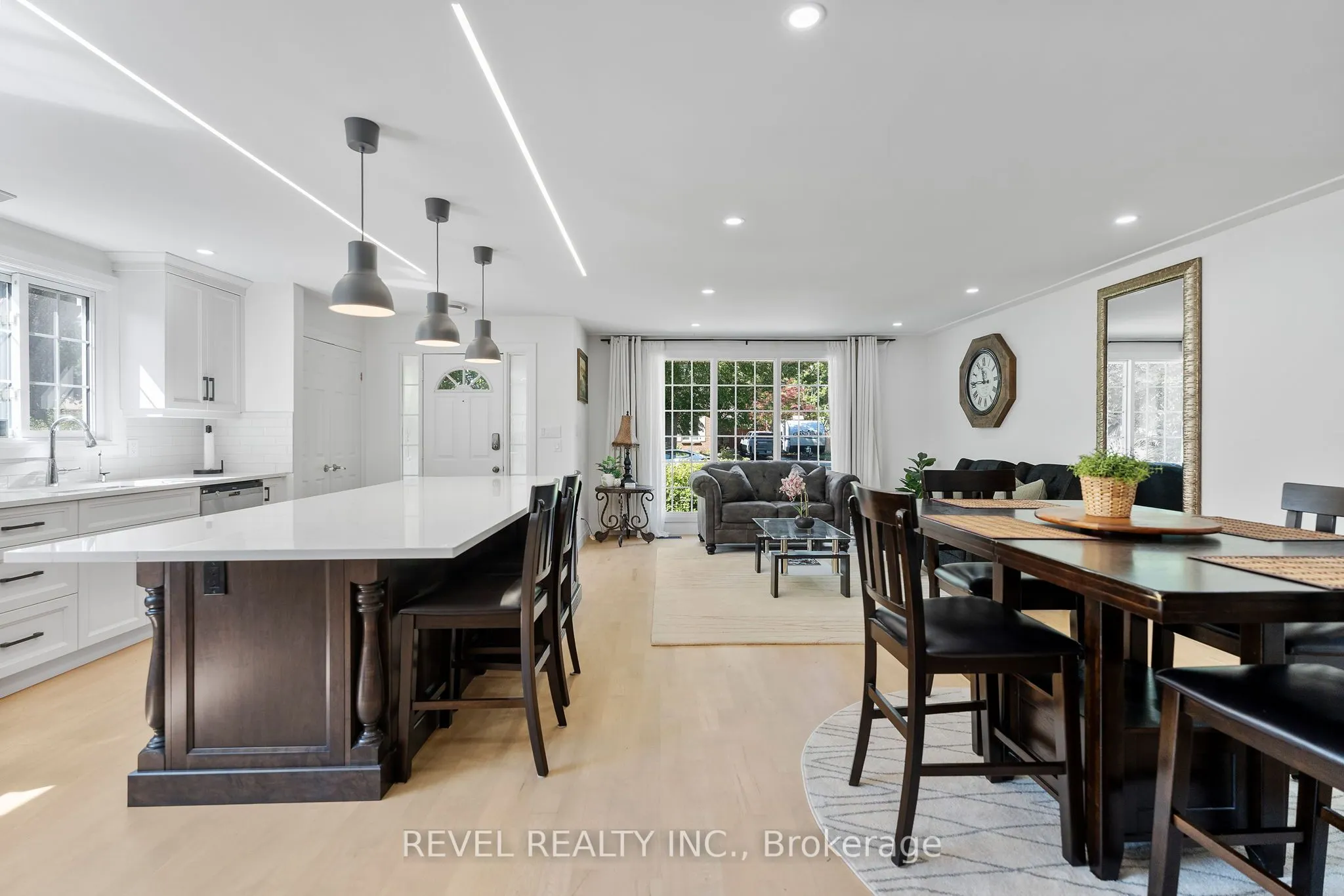 36 CAMBRIA Drive
