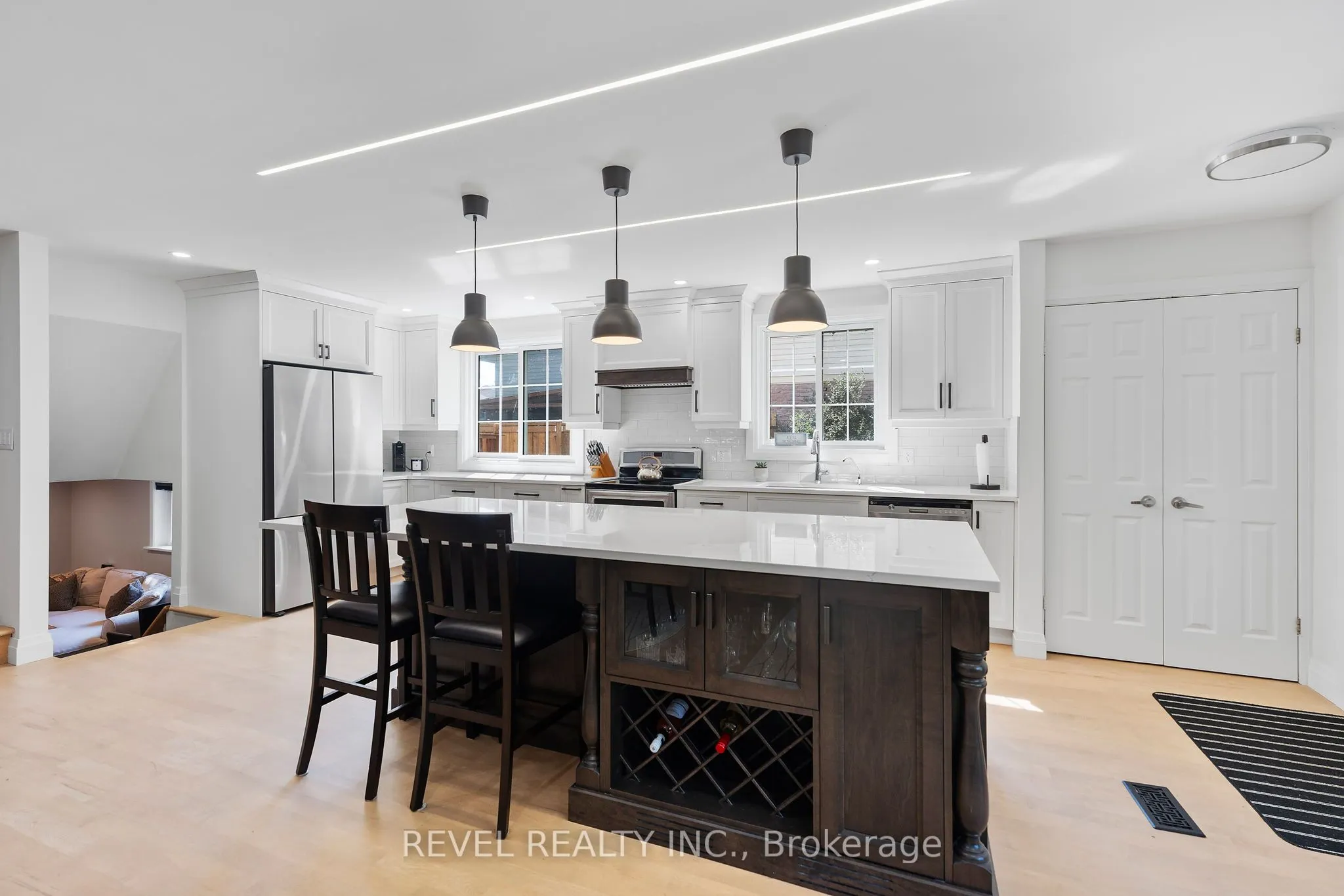 36 CAMBRIA Drive