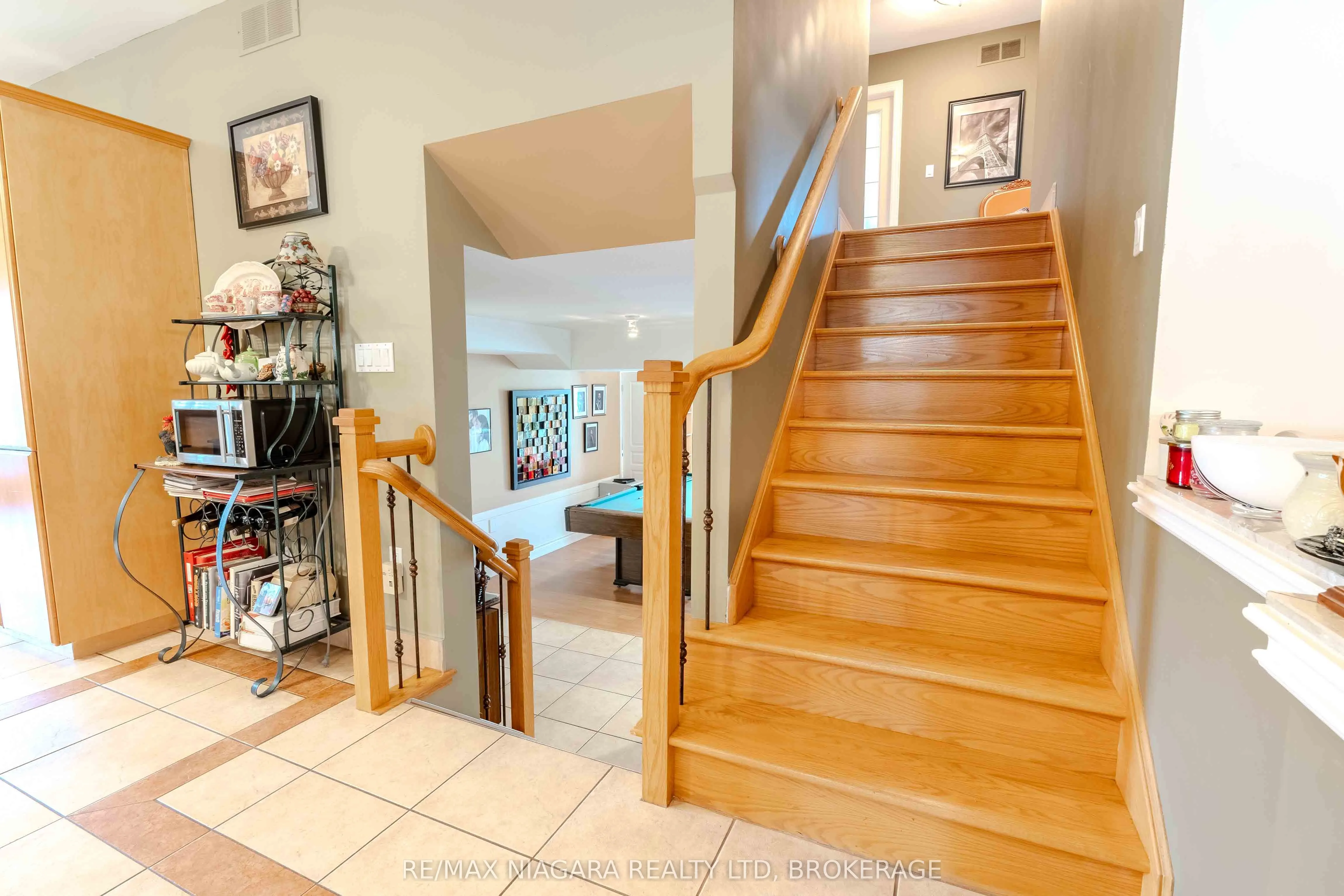 6287 Emma Street